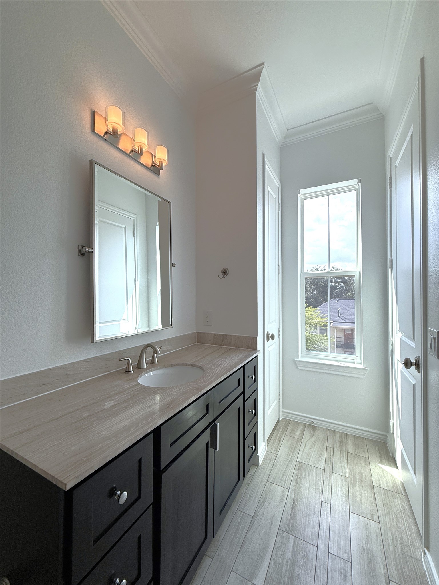 1669 Richmond Avenue Property Photo 29