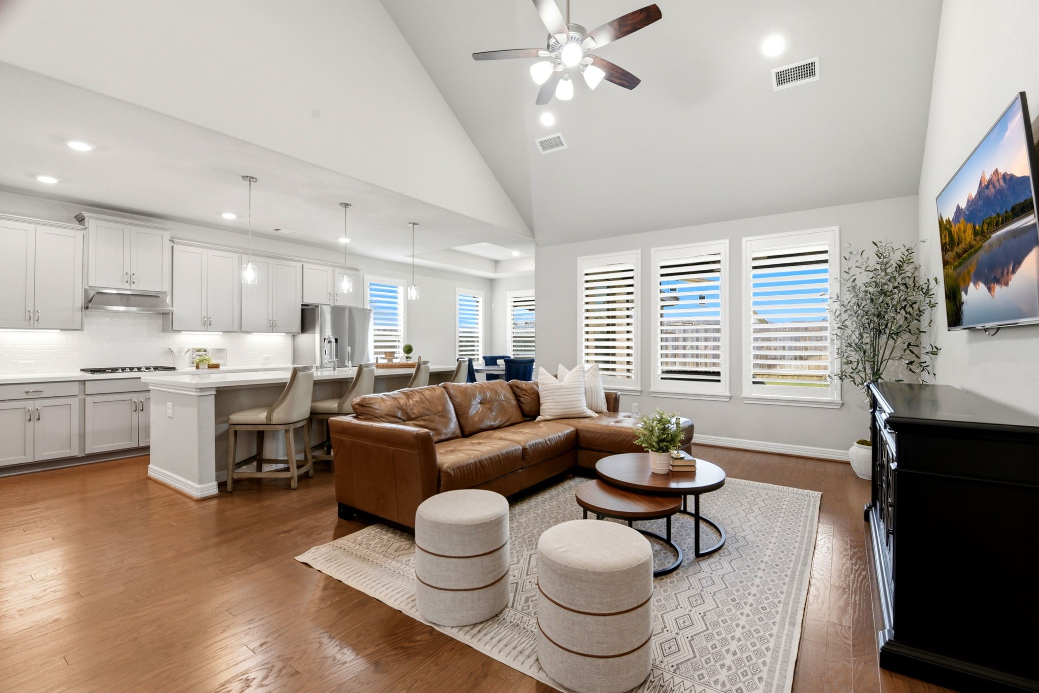 30910 Laurel Creek Lane Property Photo 1