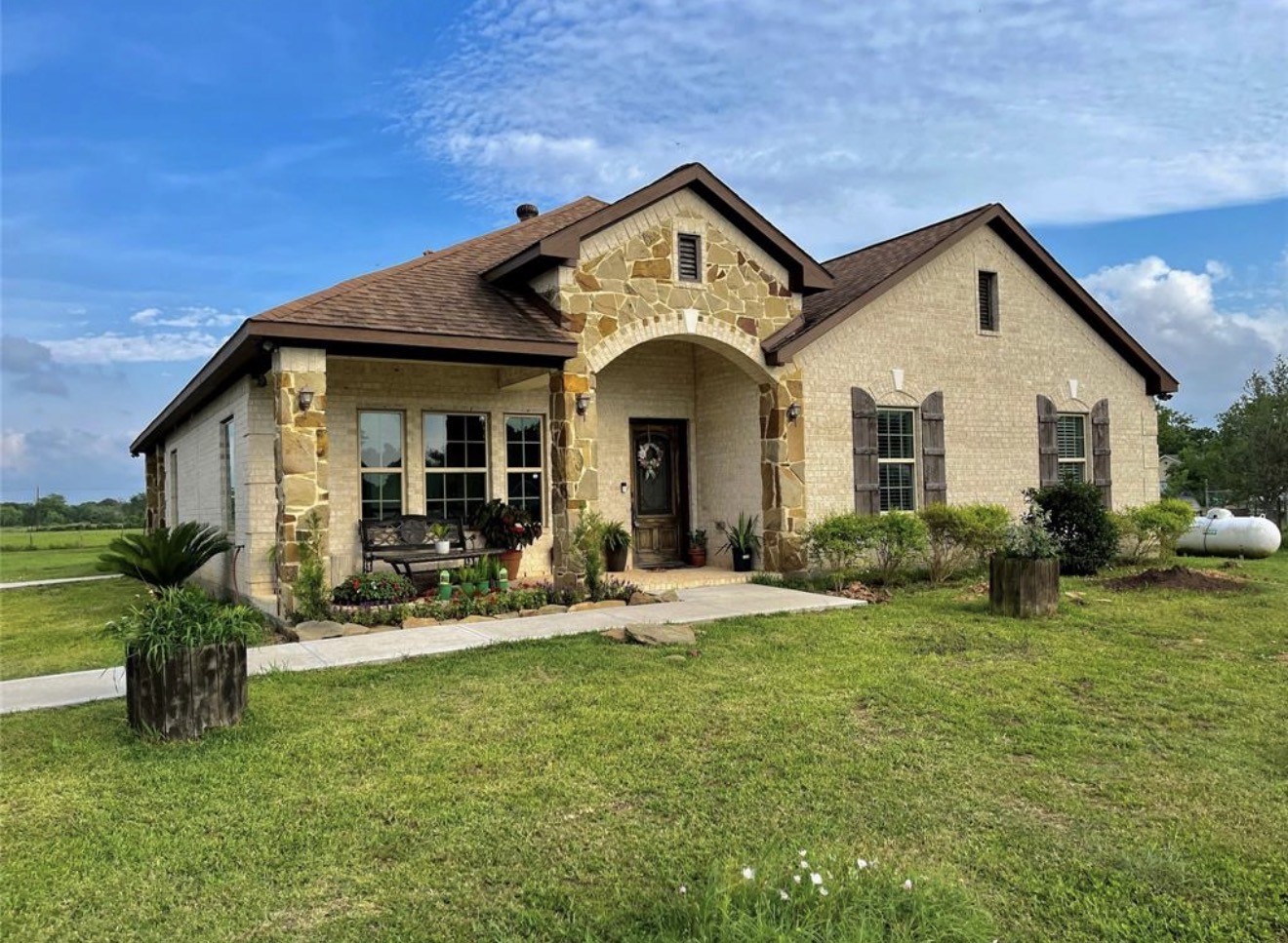 8515 E Sherri Circle Property Photo 1