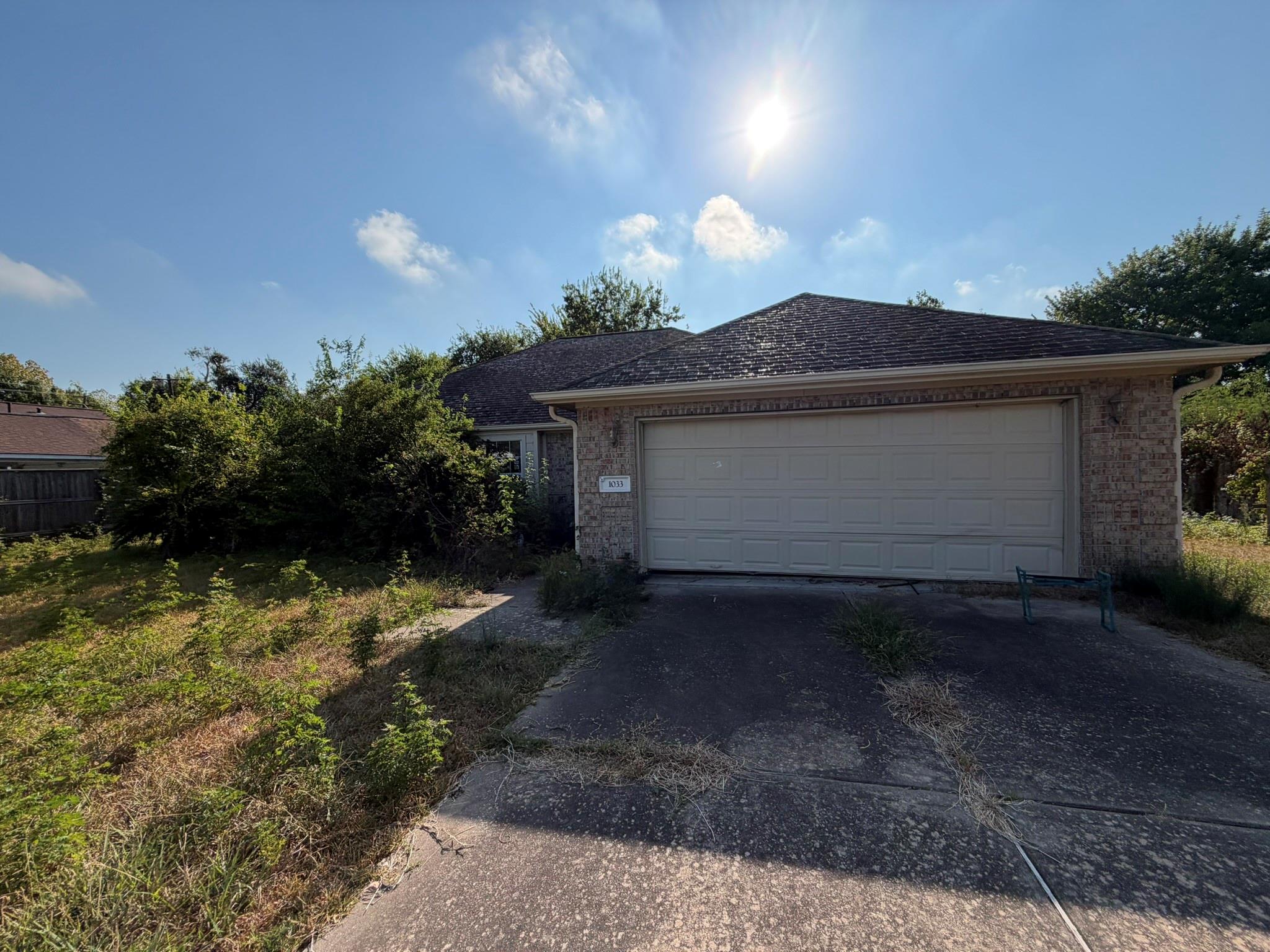 1033 Theresa Street, Houston Tx 77051 Property Photo 3