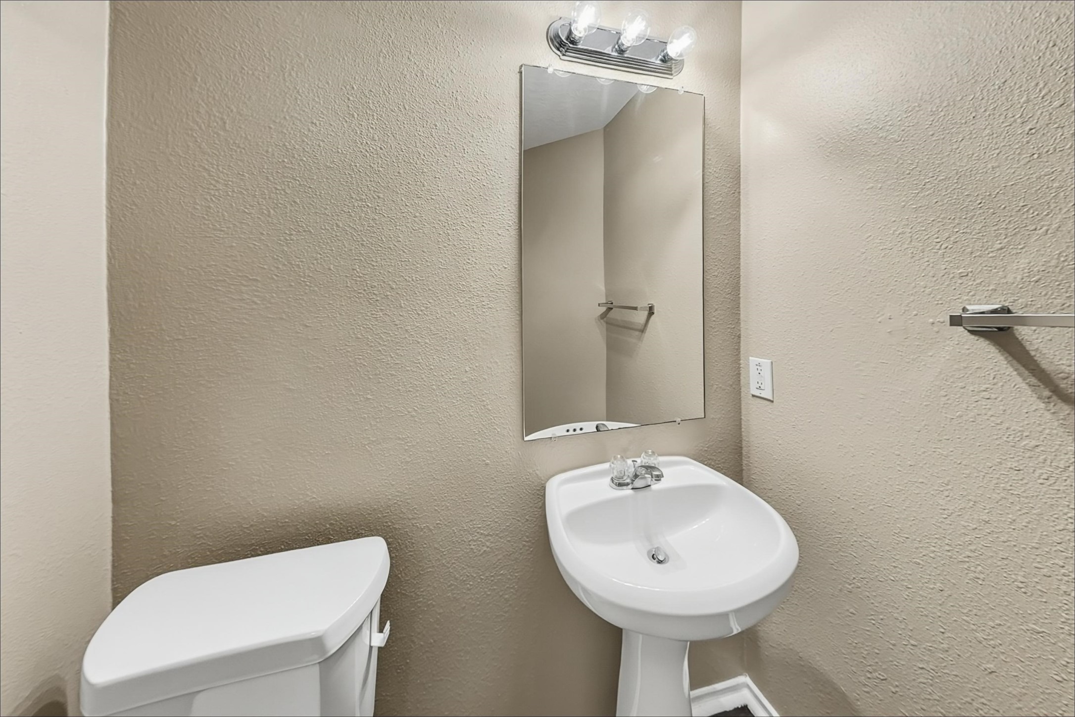 12702 Rio Quatro Drive Property Photo 8