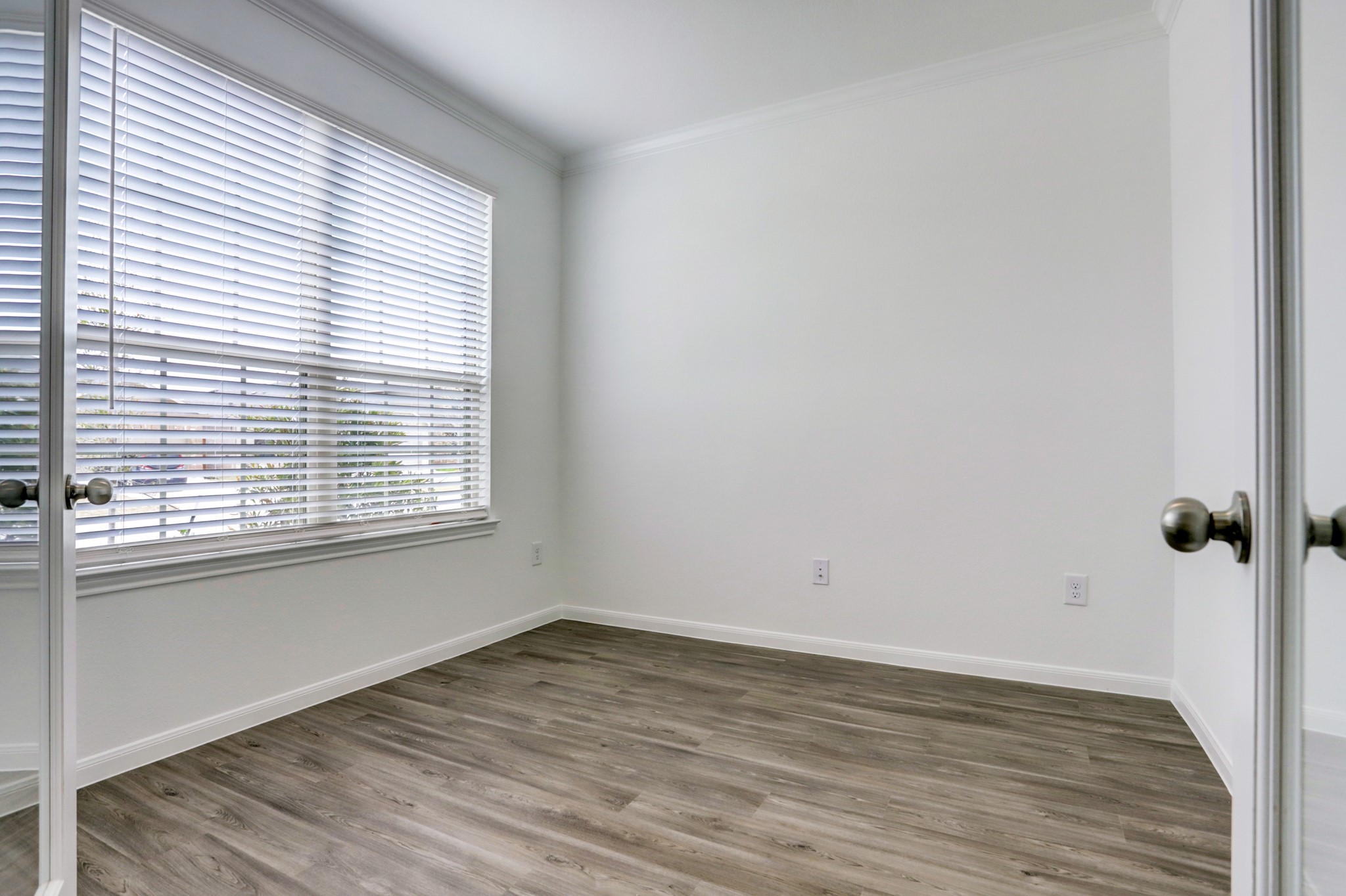 1312 Grass Bend Drive Property Photo 2