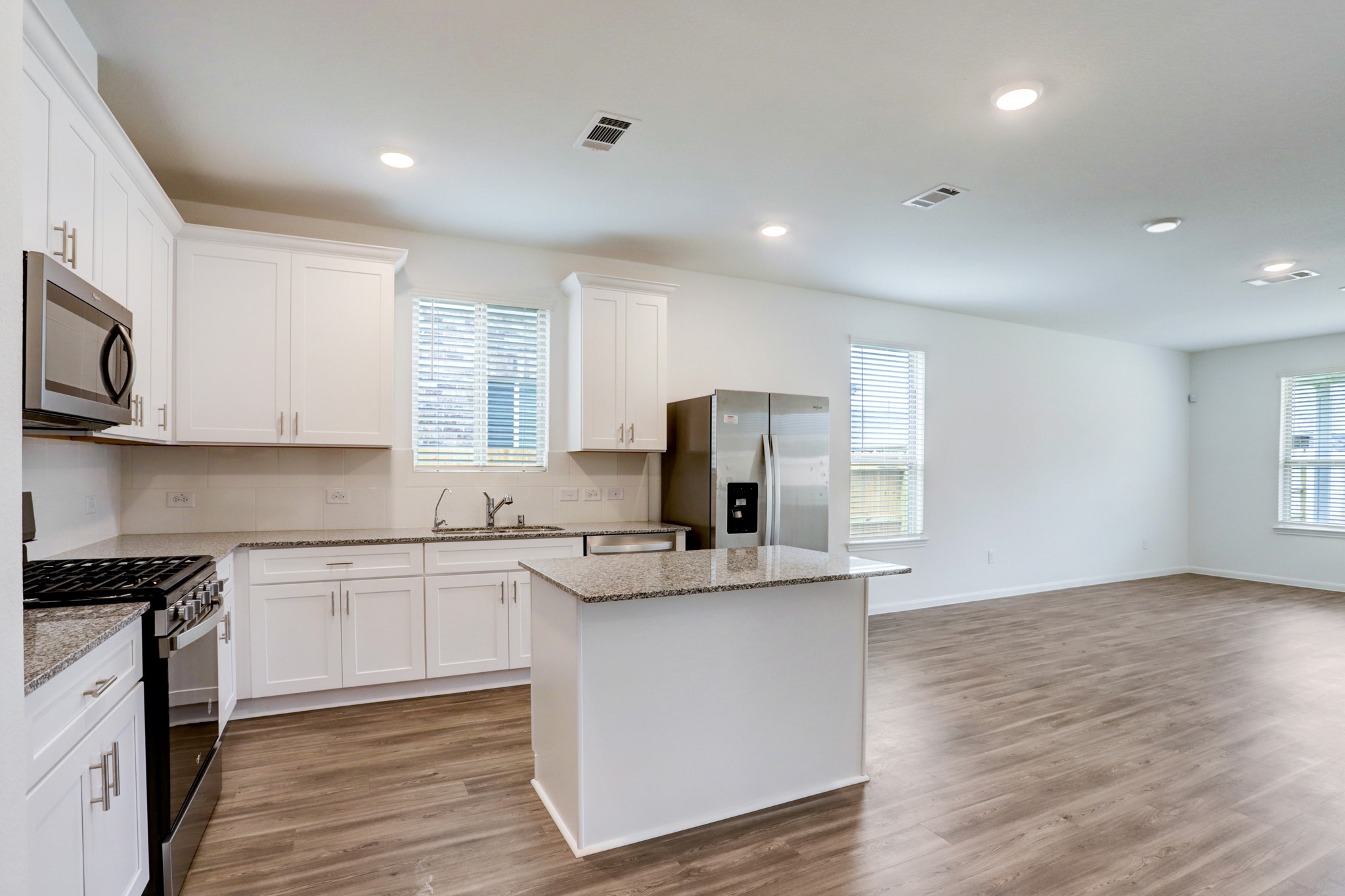 1312 Grass Bend Drive Property Photo 4