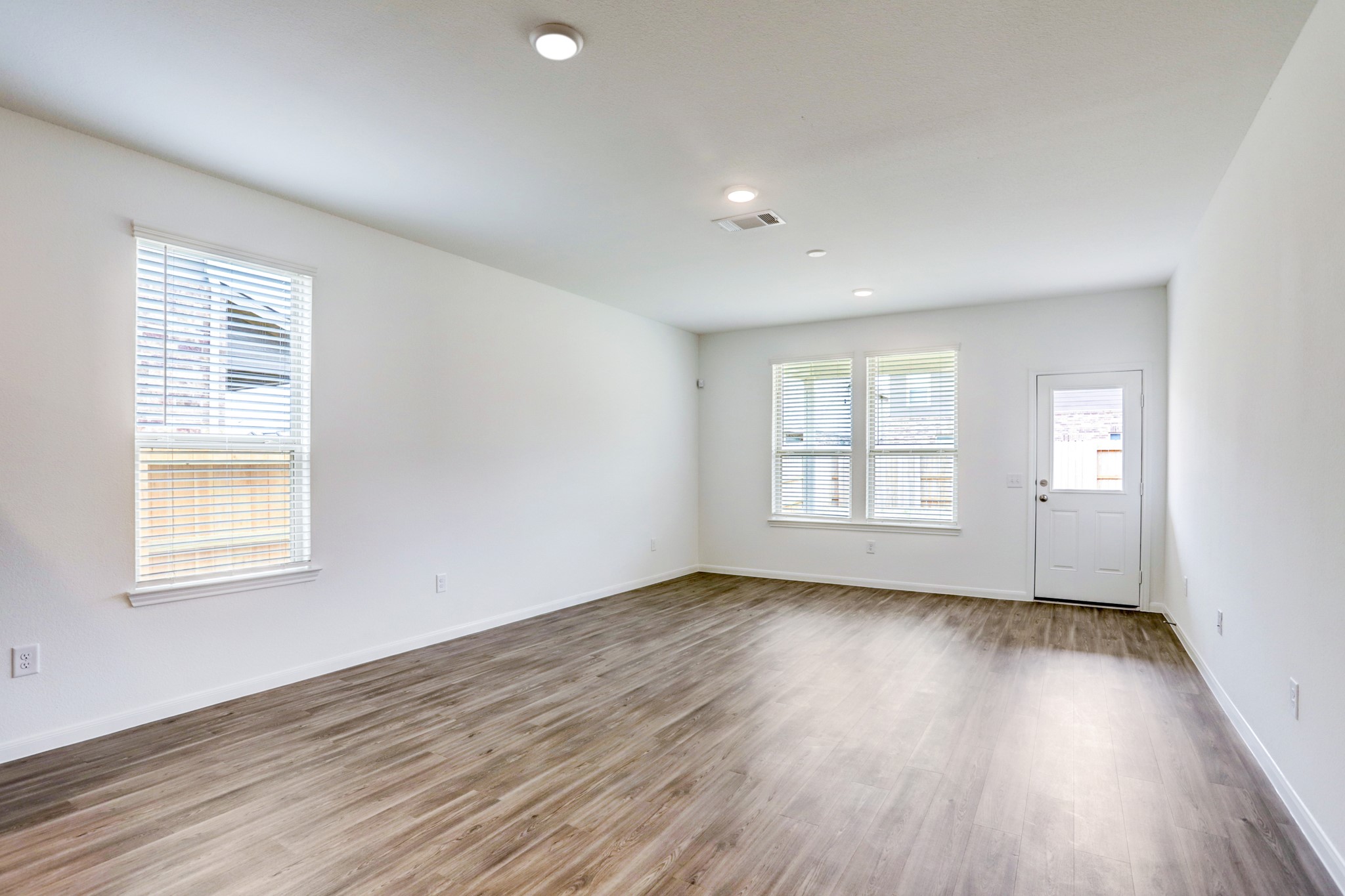 1312 Grass Bend Drive Property Photo 7