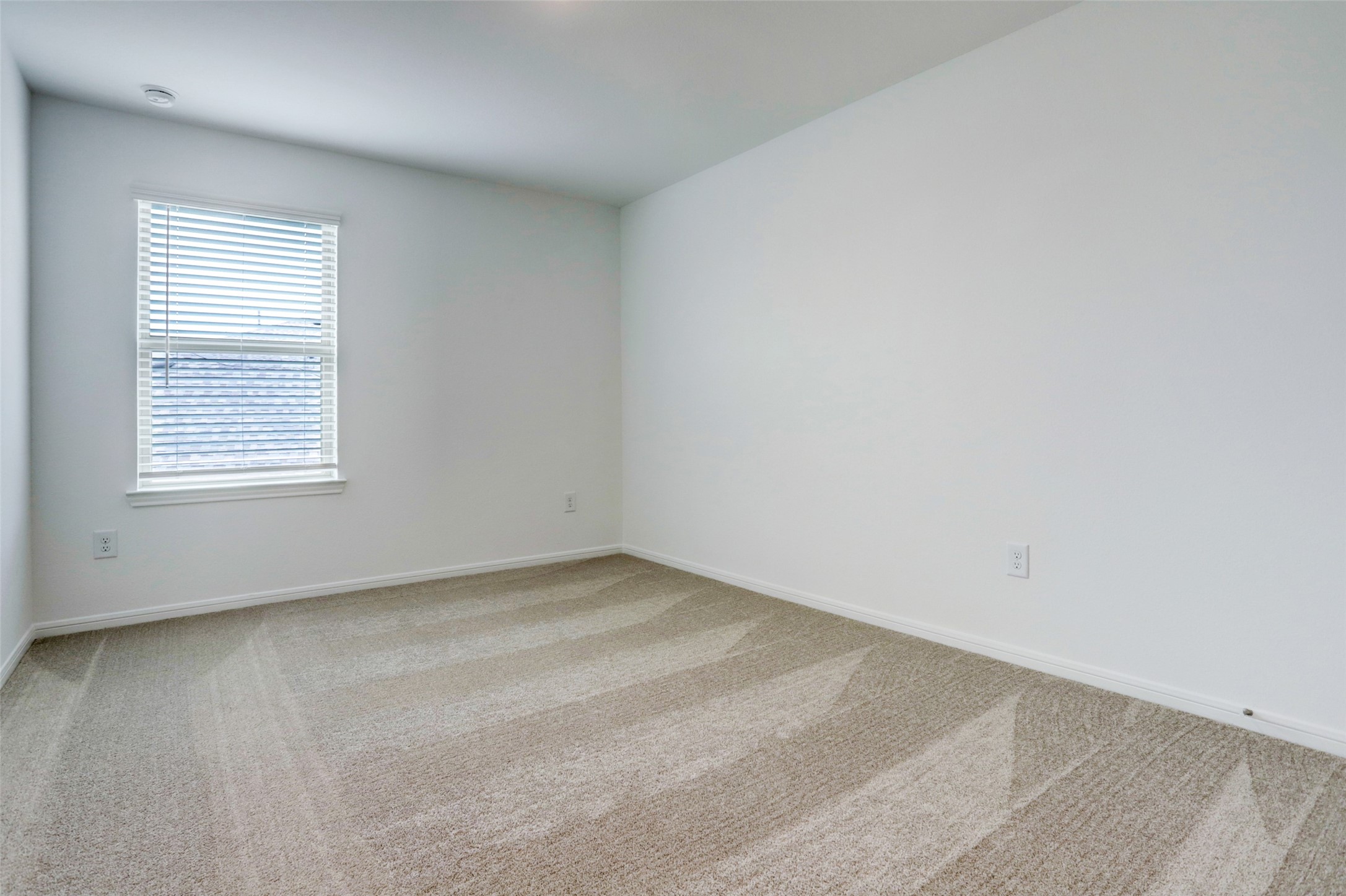 1312 Grass Bend Drive Property Photo 14