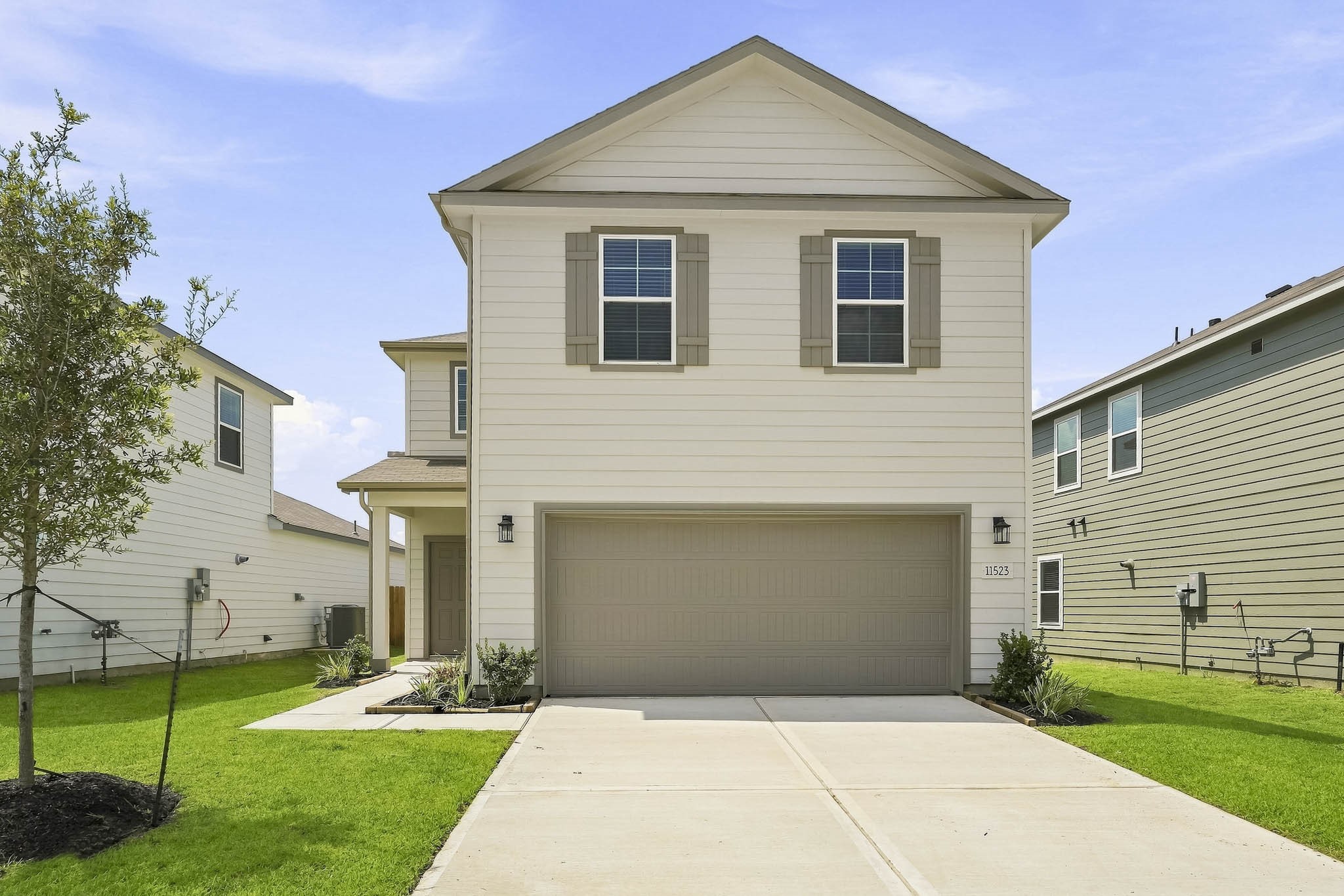 11523 Heritage Wind Drive Property Photo 1