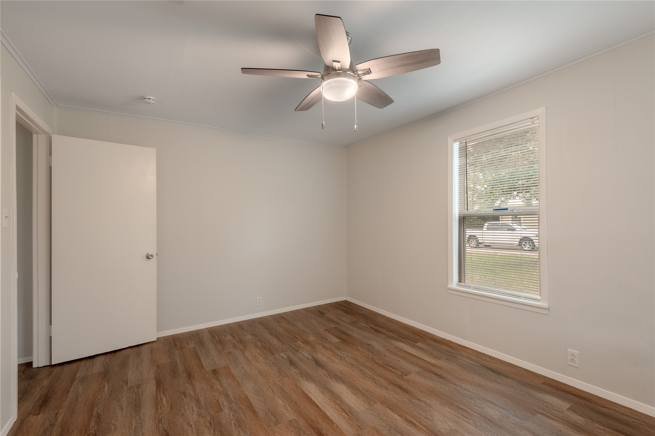 145 Pine Hollow Lane Property Photo 11