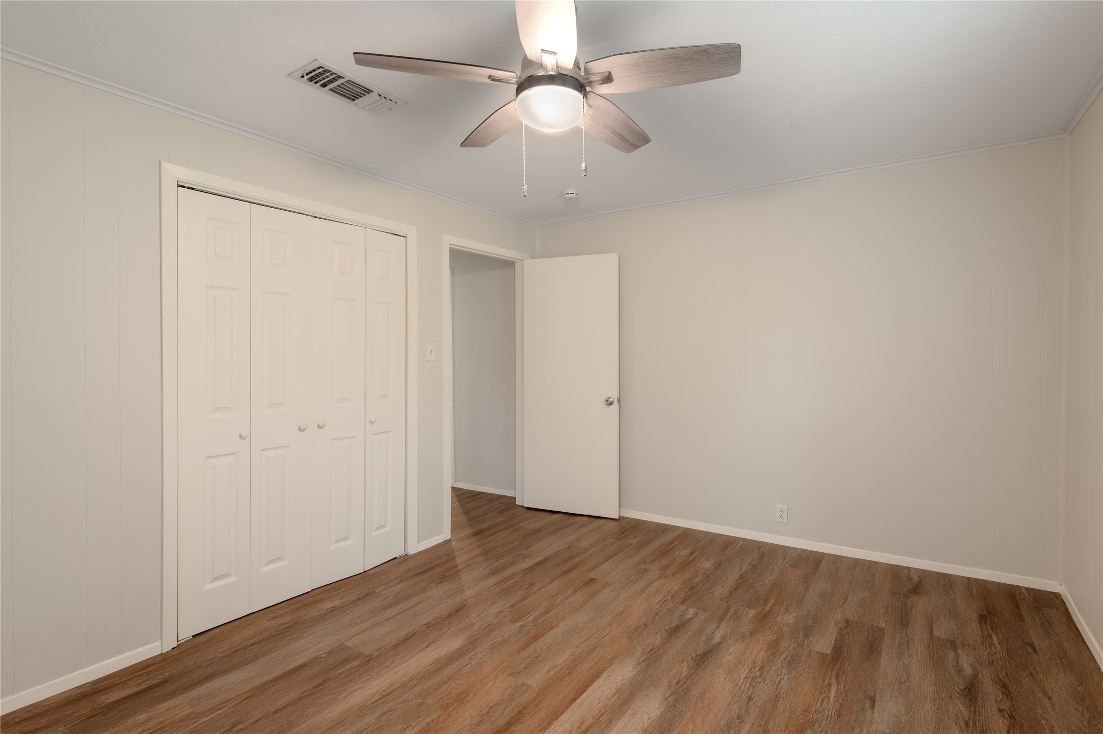 145 Pine Hollow Lane Property Photo 12