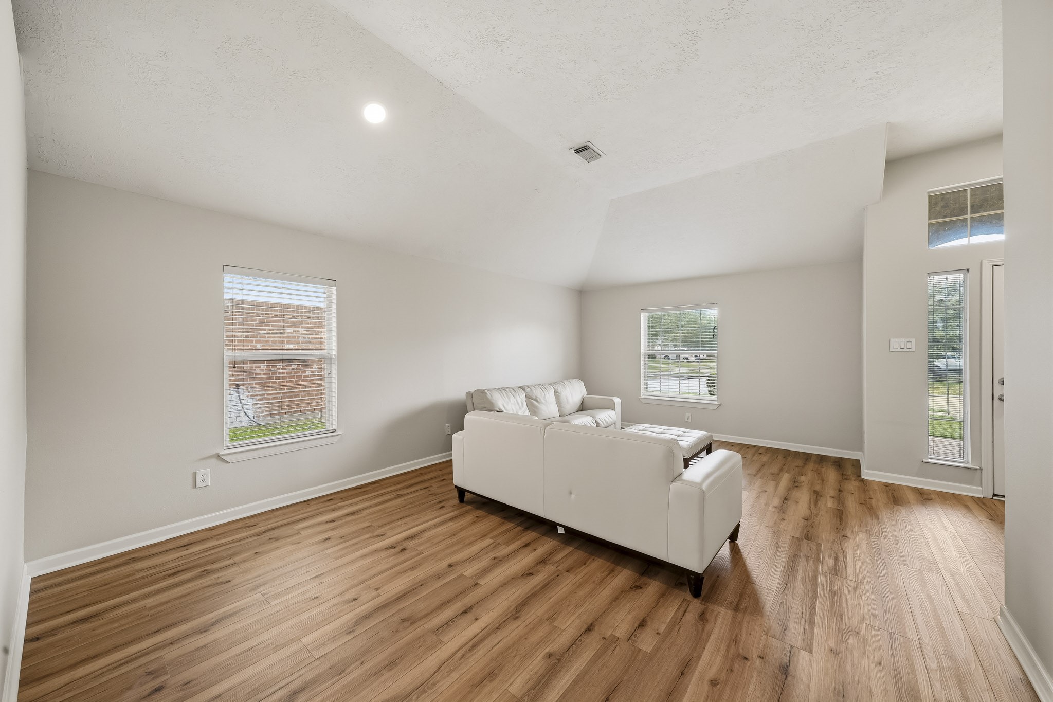 18126 Brightwood Park Lane Property Photo 10