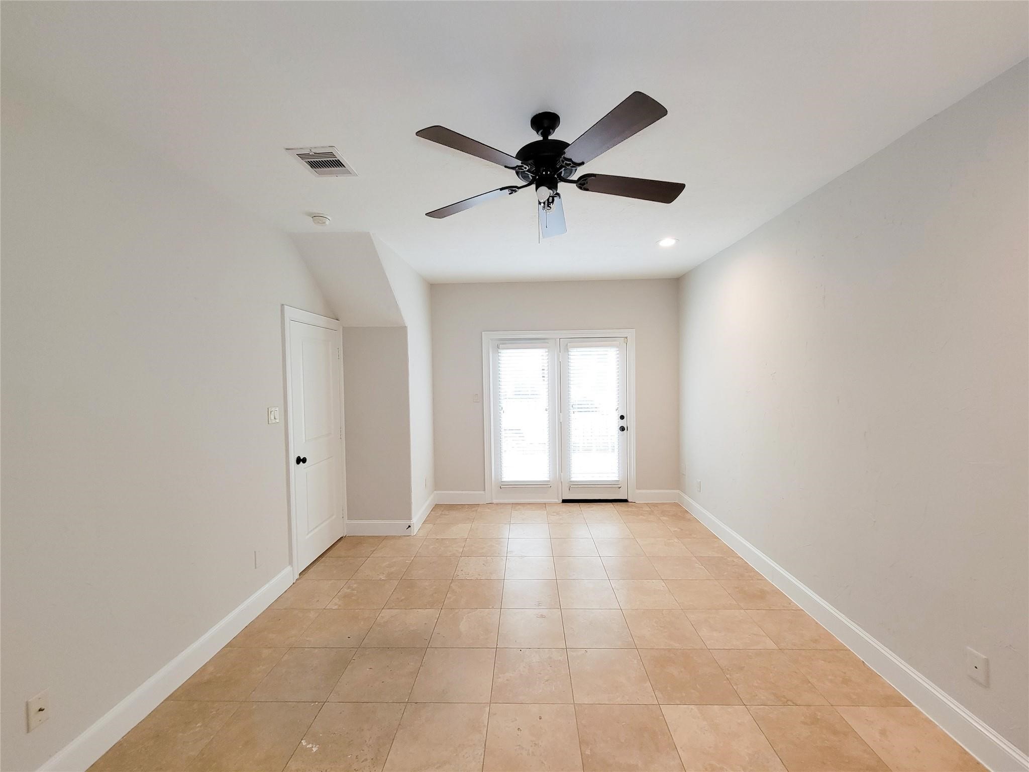 2418 Ralph Street A Property Photo 7
