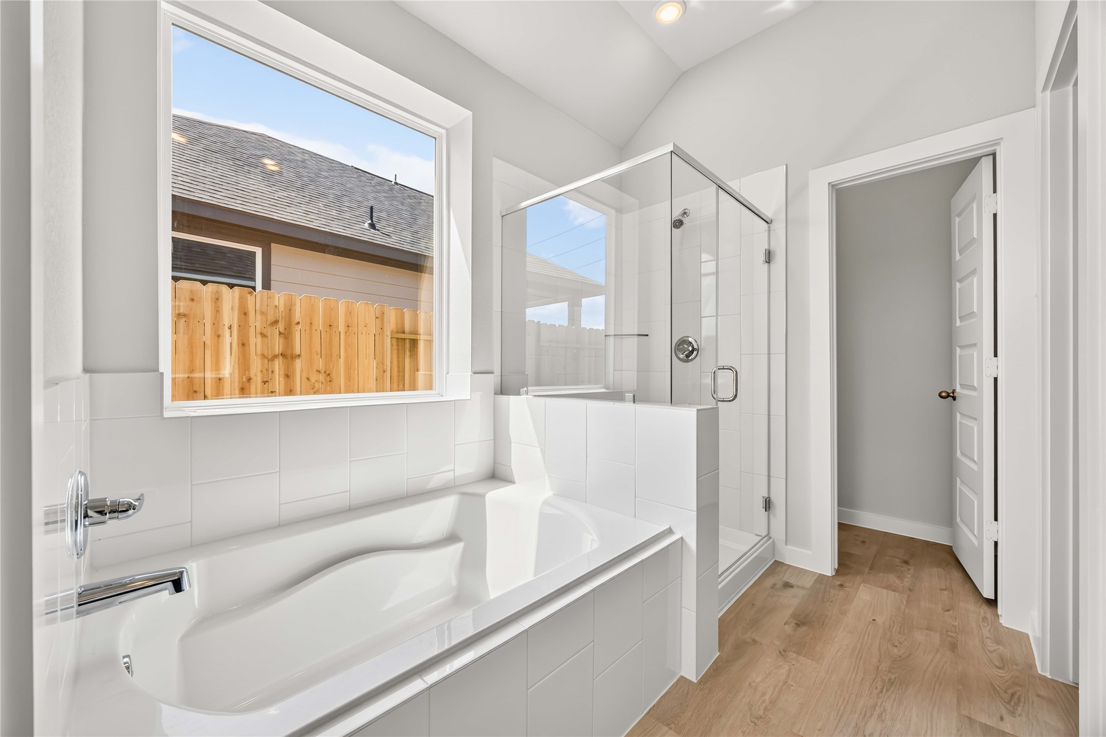 11925 Avian Avenue Property Photo 10