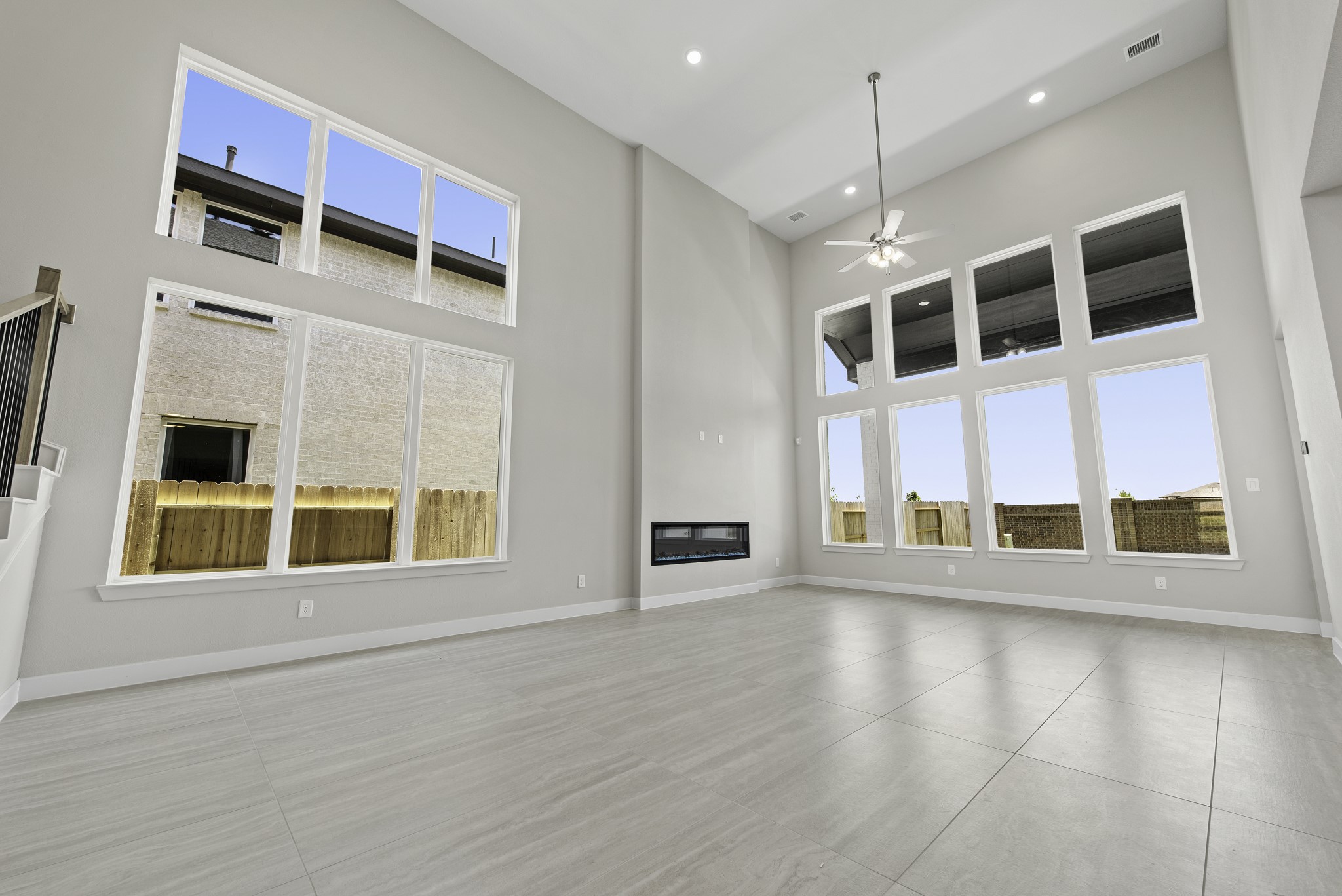 22143 Ivy Landing Street Property Photo 3