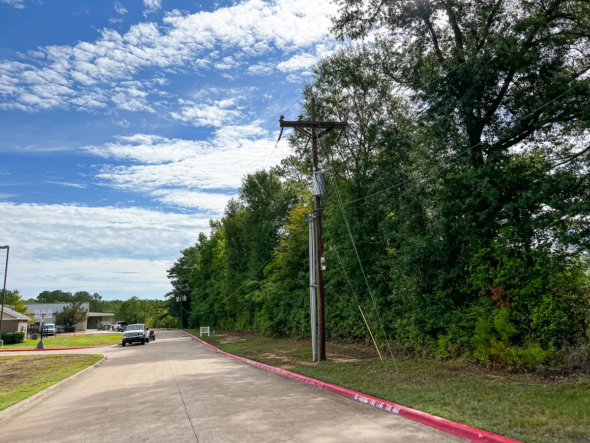 7045 State Highway 75 Property Photo 6