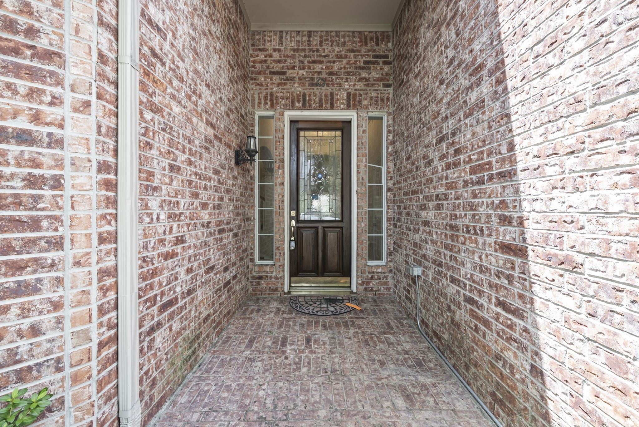 5526 Darschelle Drive Property Photo 9