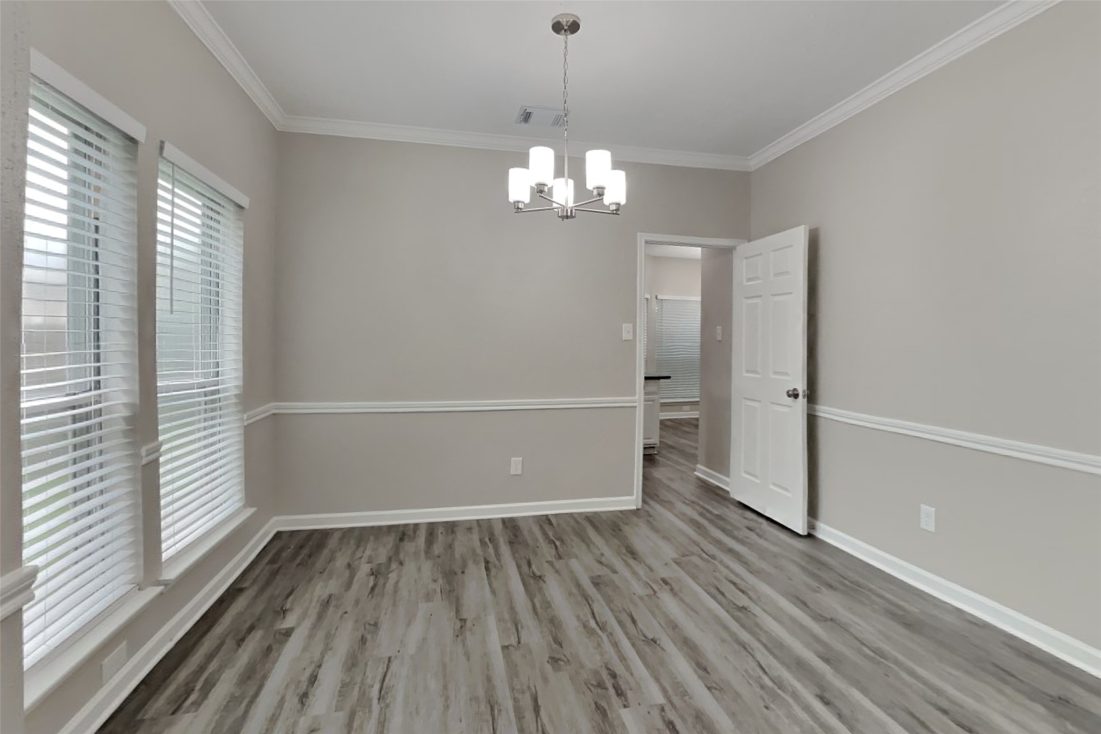 16306 Ash Point Lane Property Photo 9