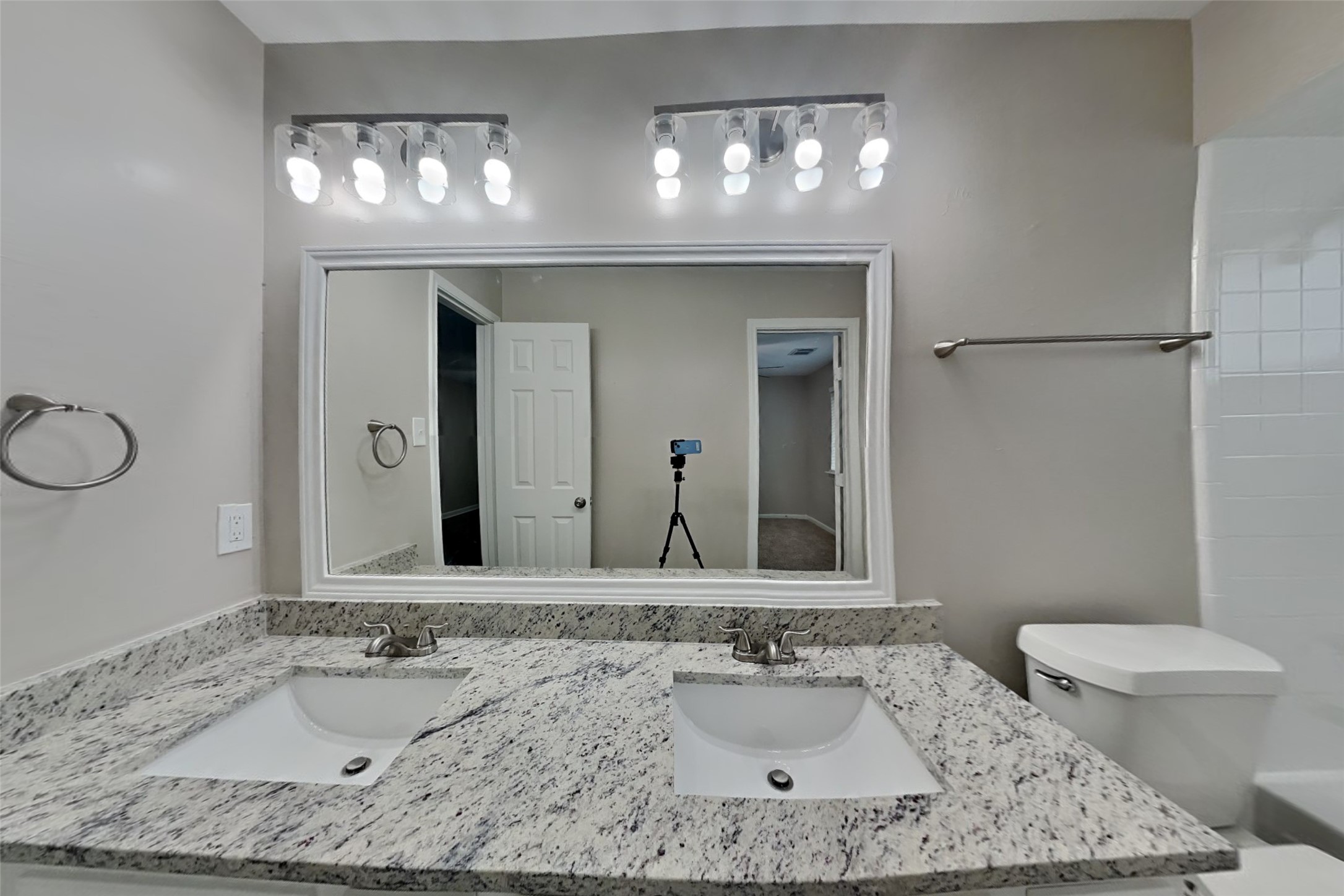 16306 Ash Point Lane Property Photo 18