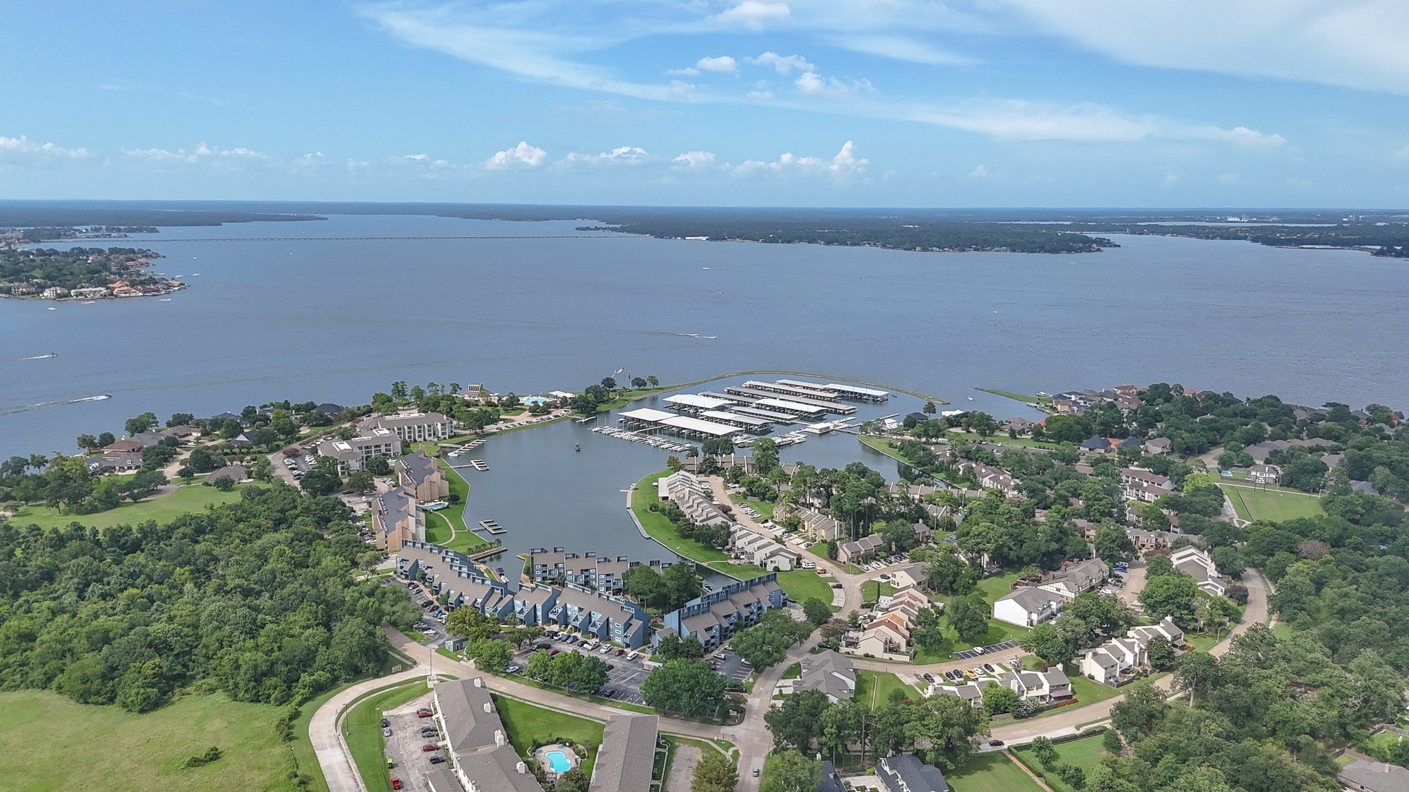 2806 Sunburst Lane Property Photo 8