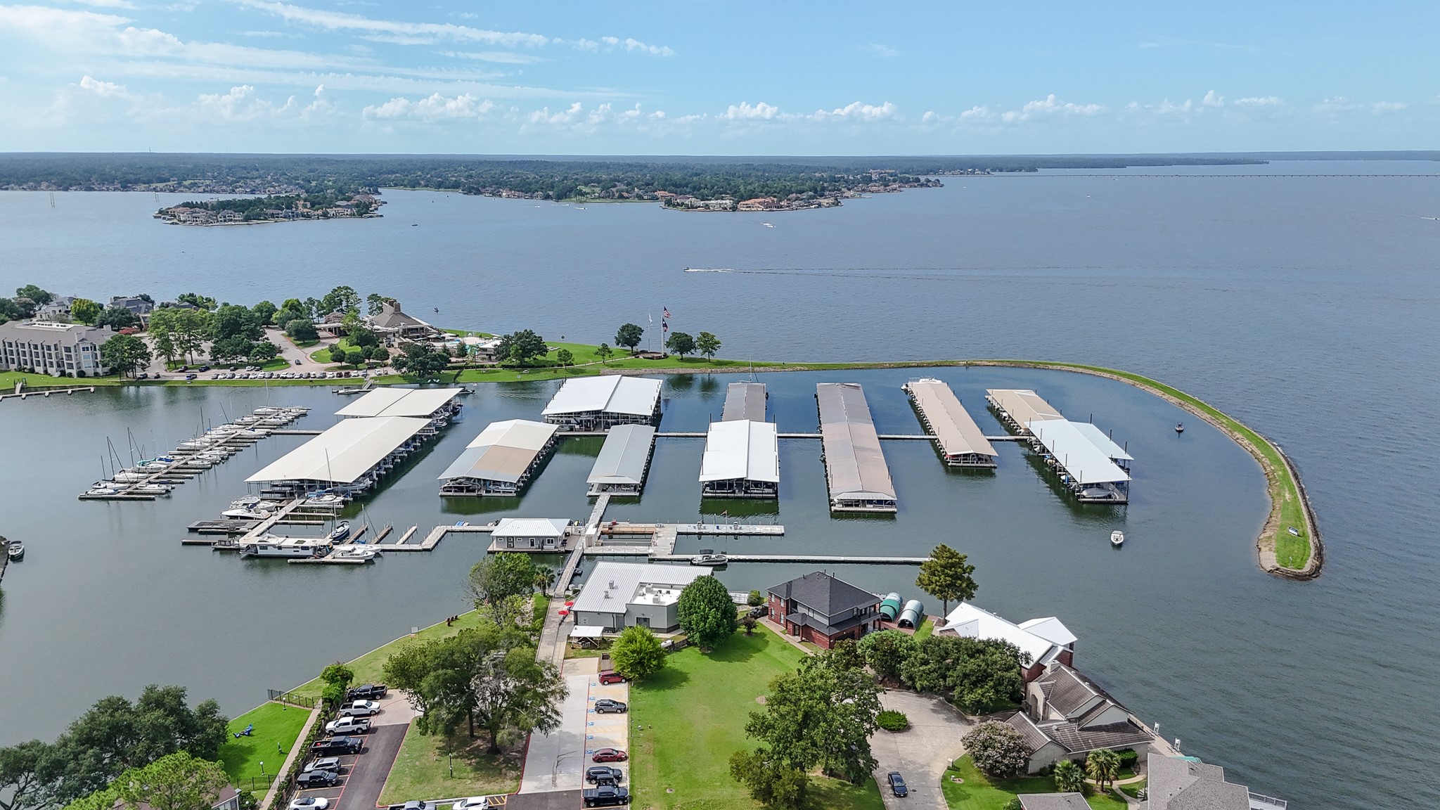 2806 Sunburst Lane Property Photo 9