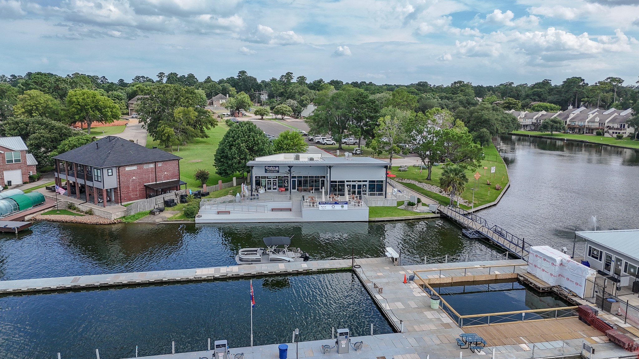 2806 Sunburst Lane Property Photo 12