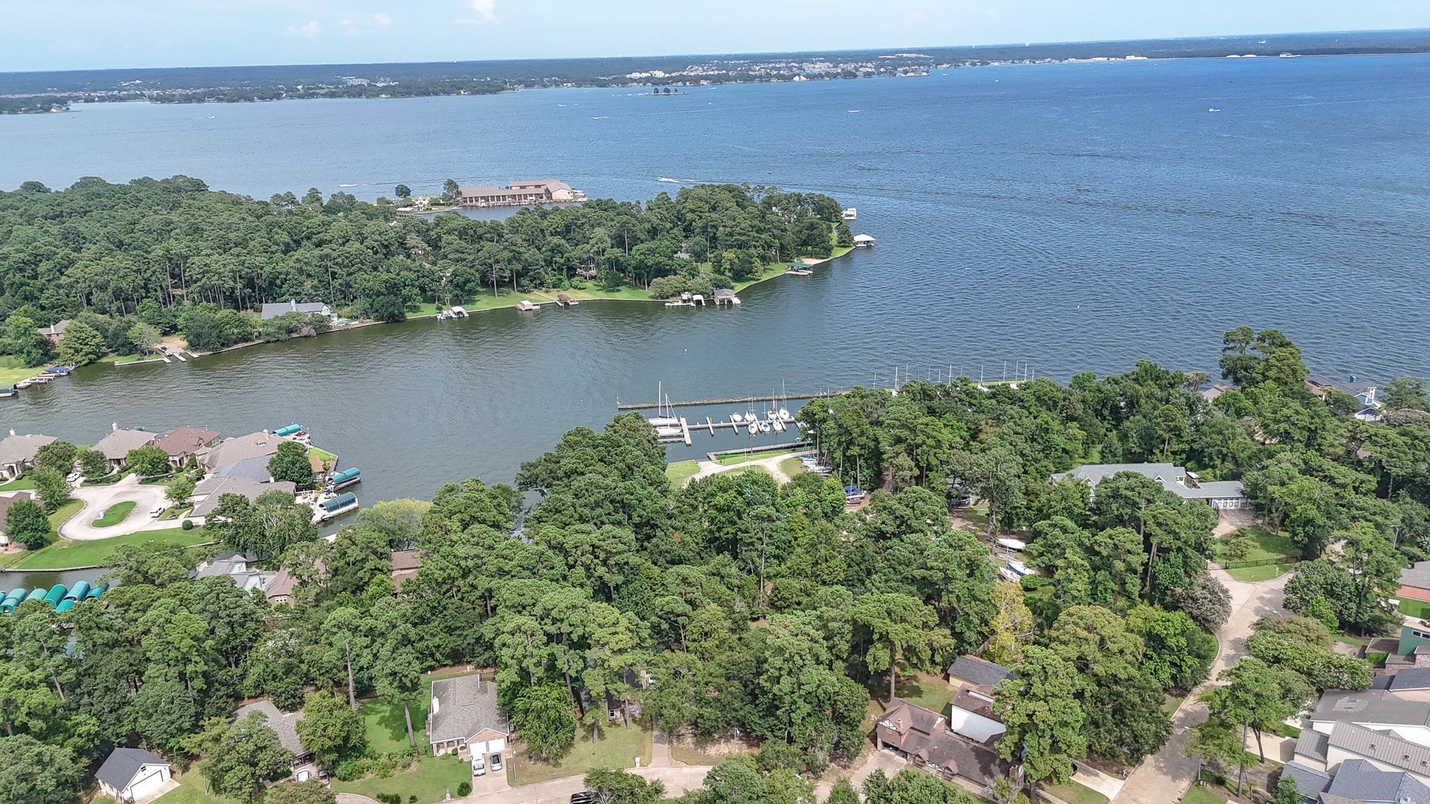 2806 Sunburst Lane Property Photo 16