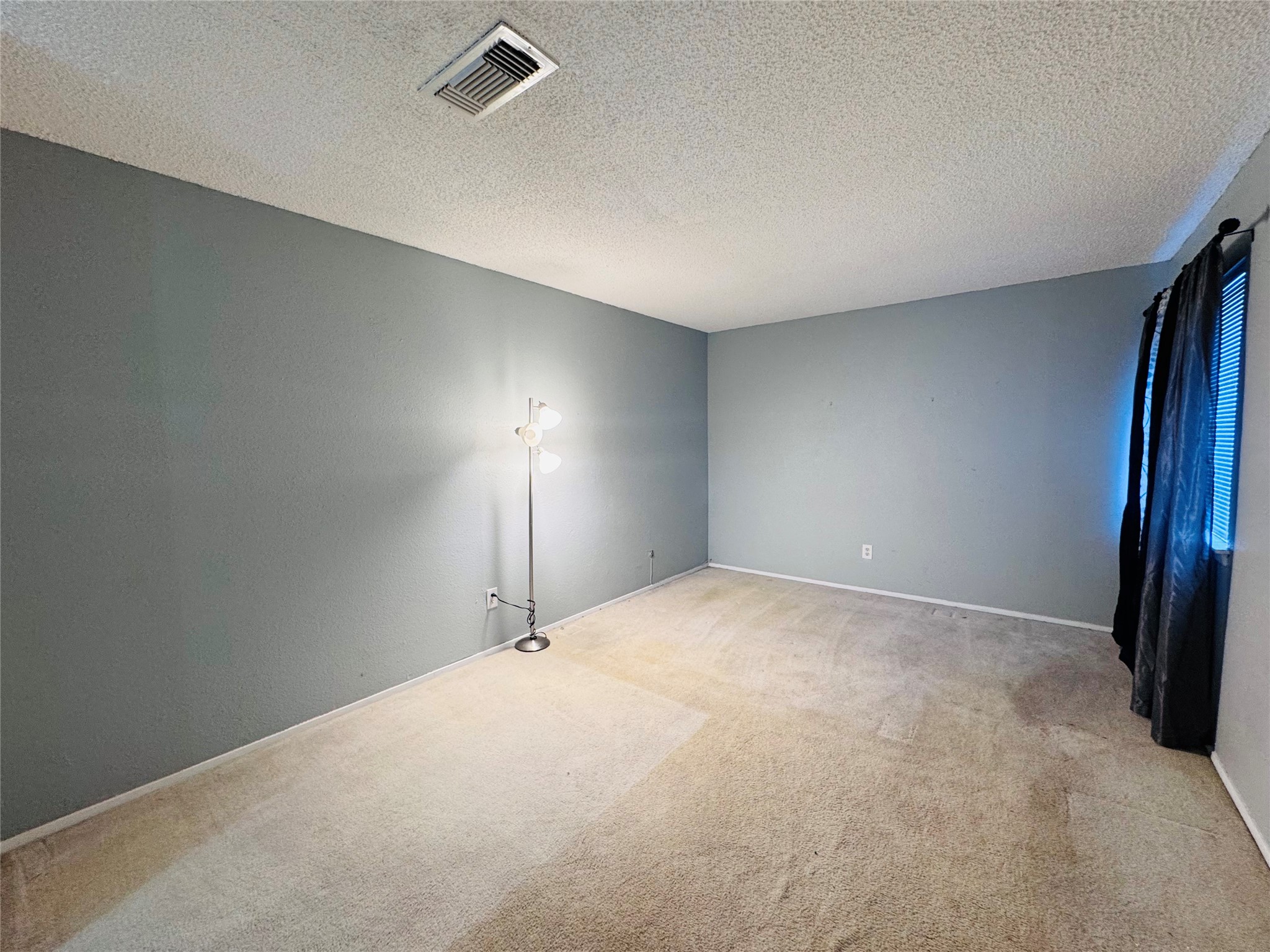 12908 Leader Street 2908 Property Photo 9