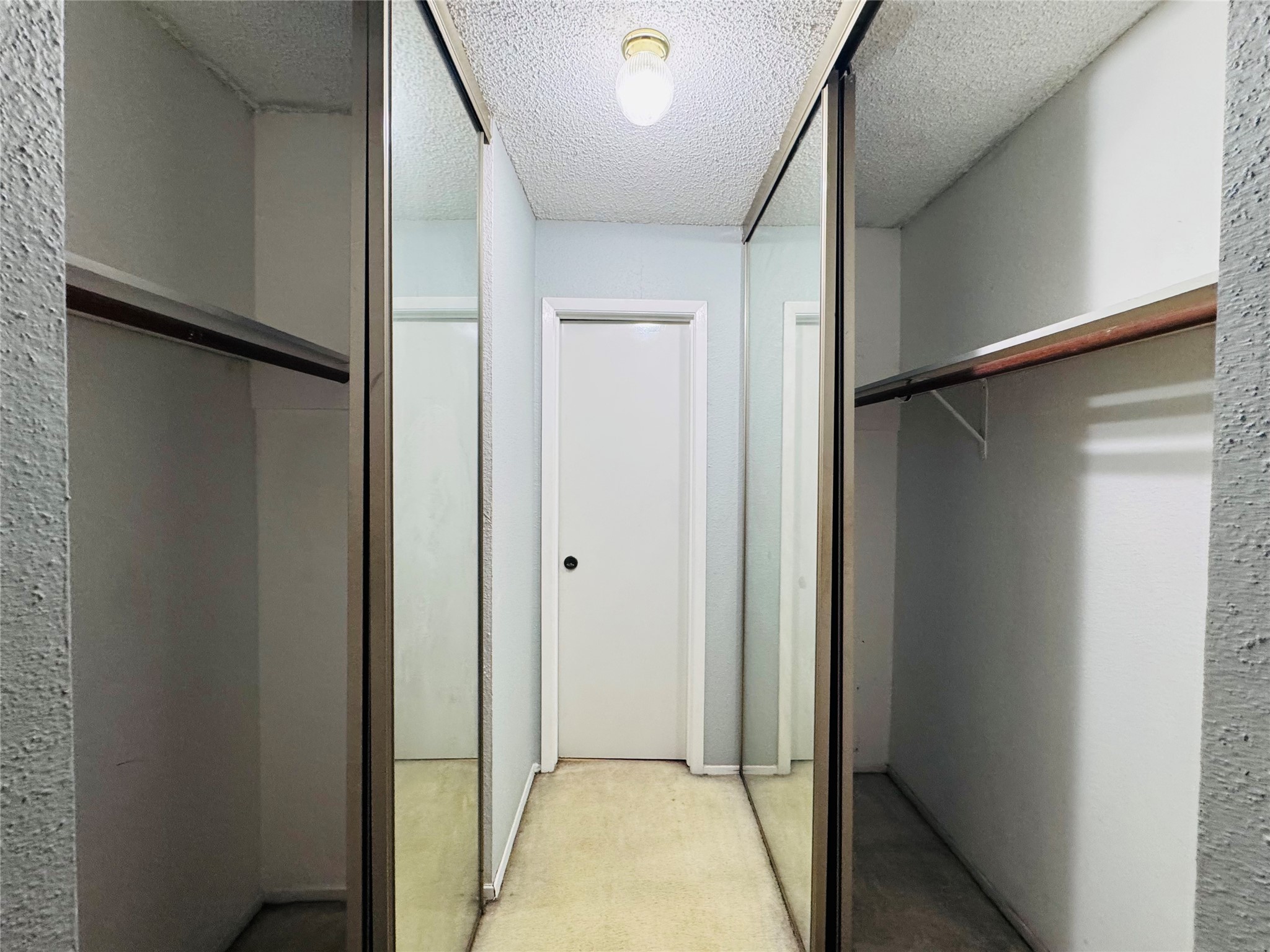 12908 Leader Street 2908 Property Photo 10