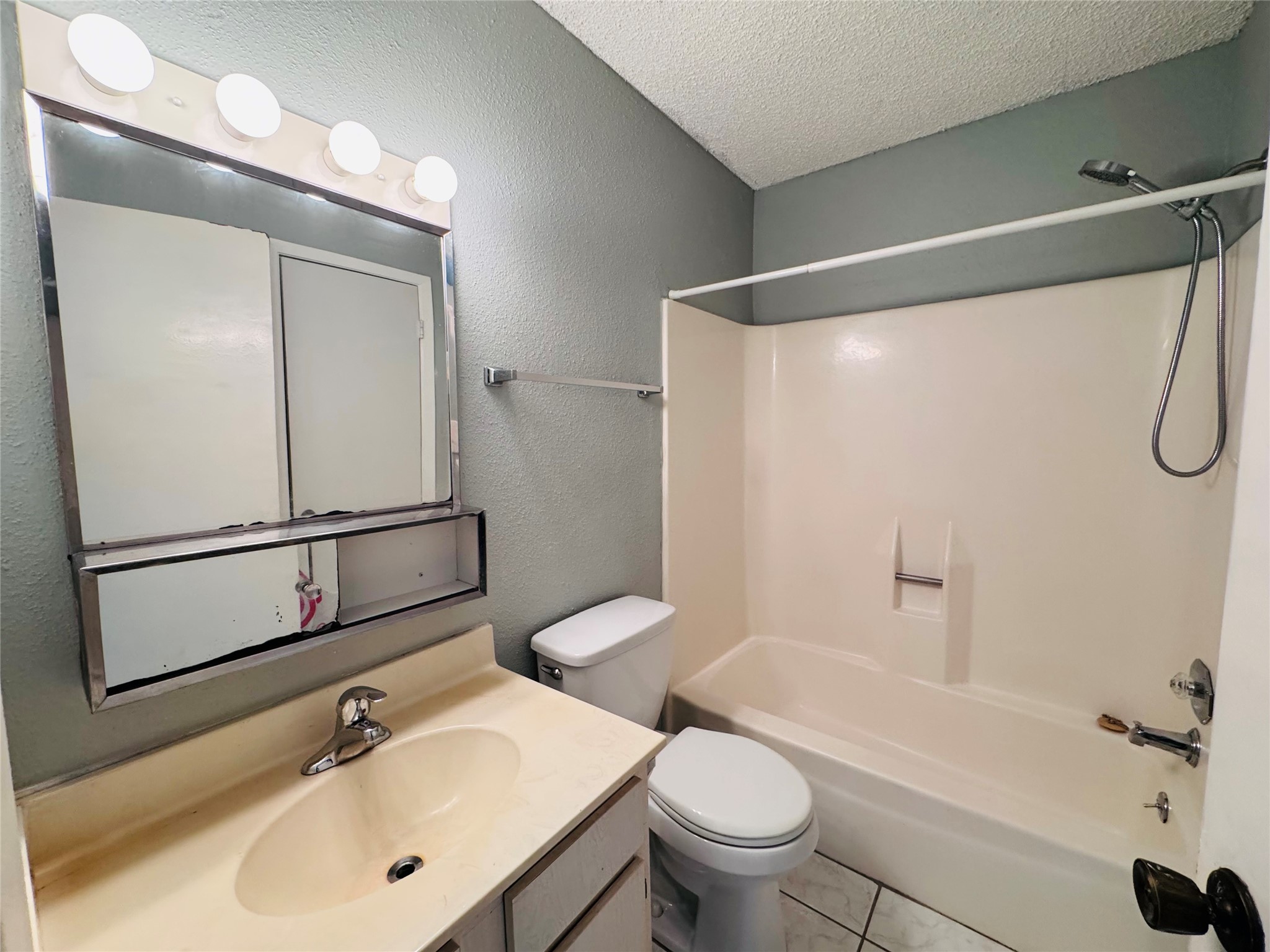 12908 Leader Street 2908 Property Photo 12