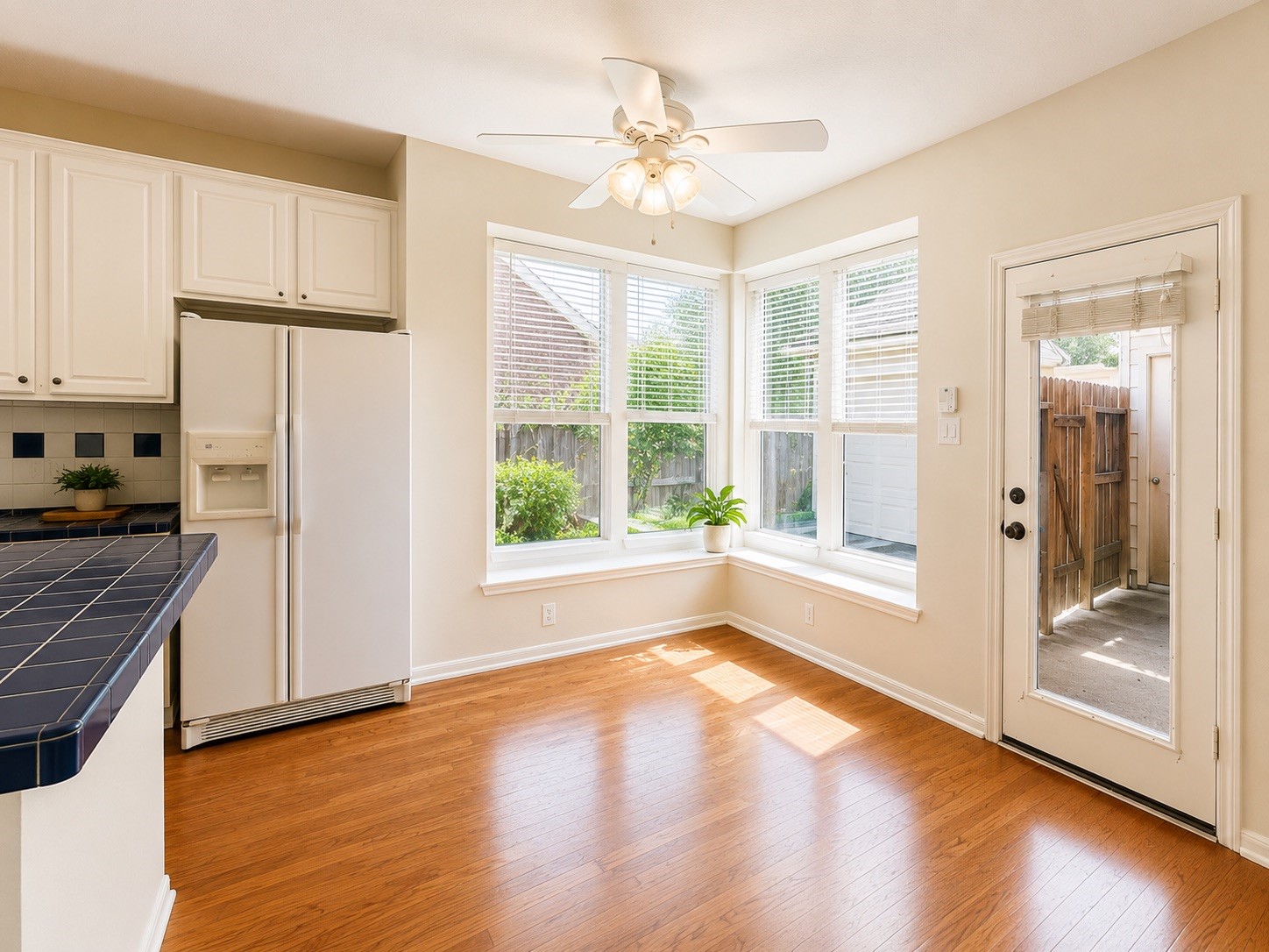 223 Wild Oak Run Property Photo 6
