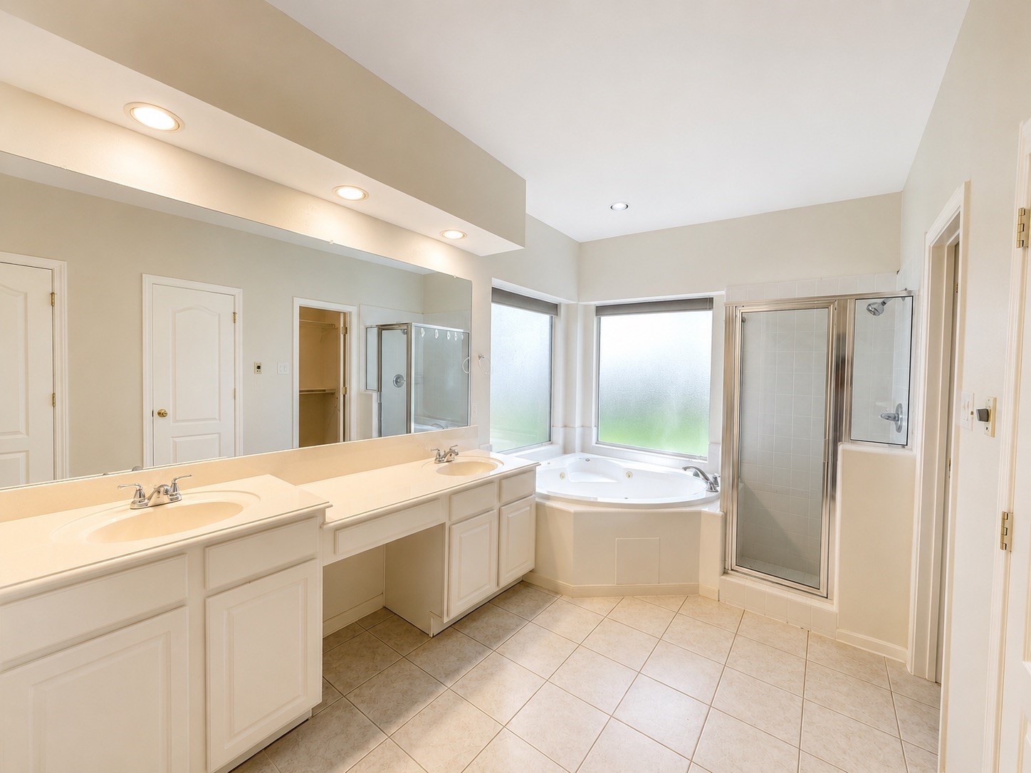 223 Wild Oak Run Property Photo 14