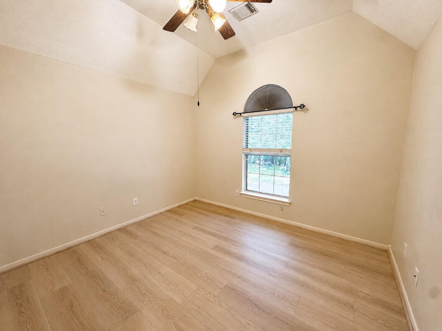 223 Wild Oak Run Property Photo 19