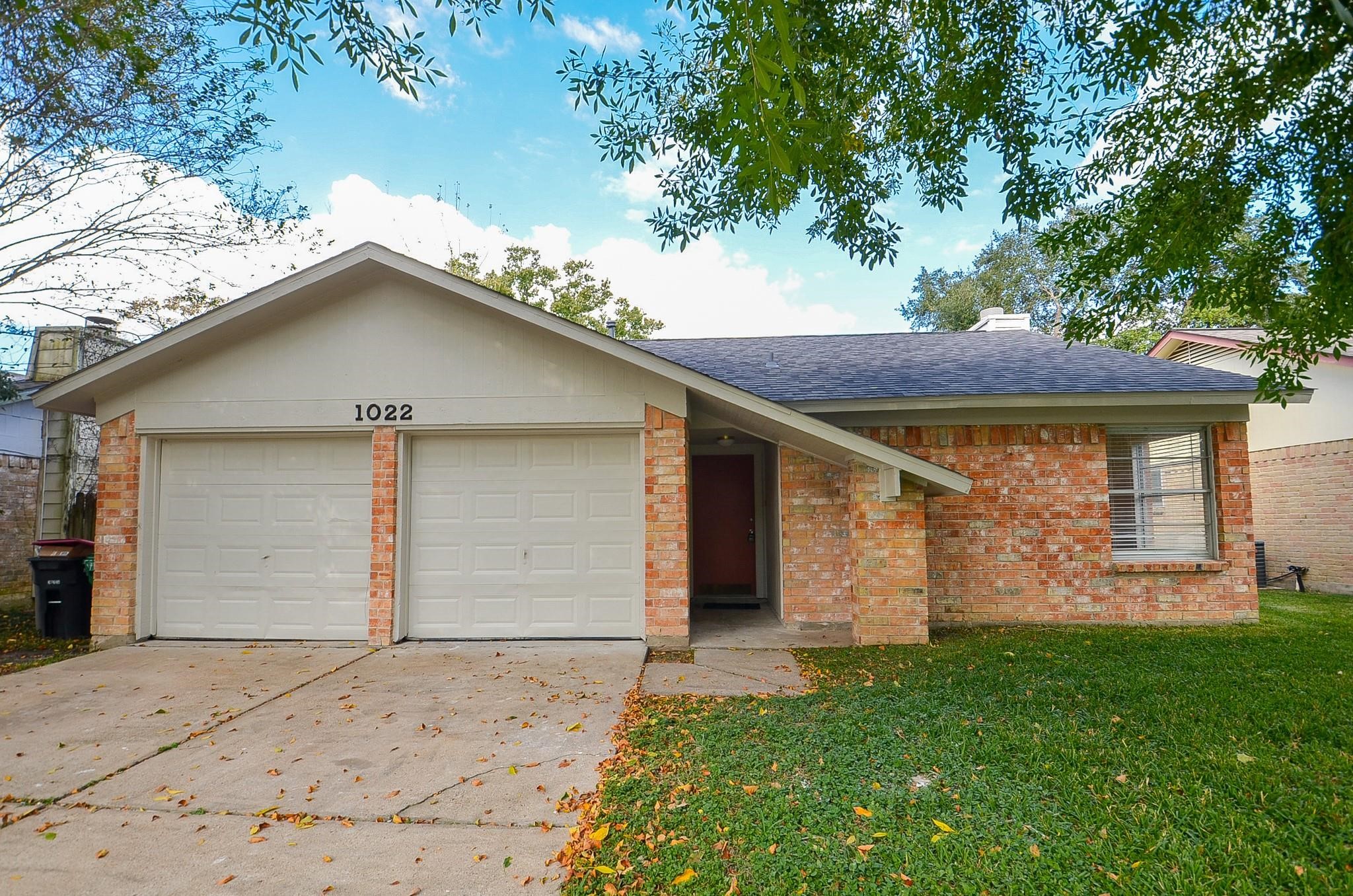 1022 Three Forks Drive Property Photo 1