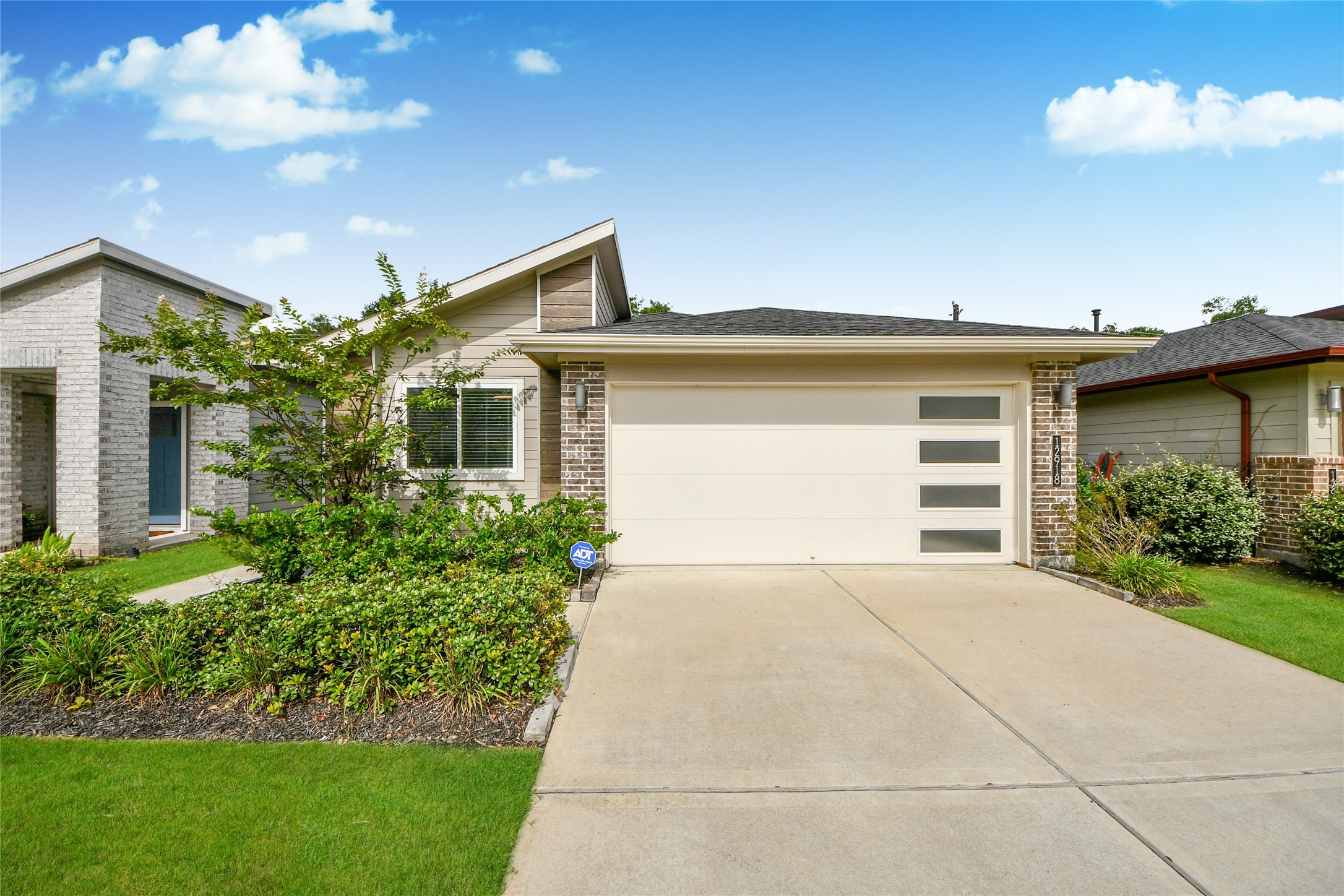 12918 Wempe Way Property Photo 1