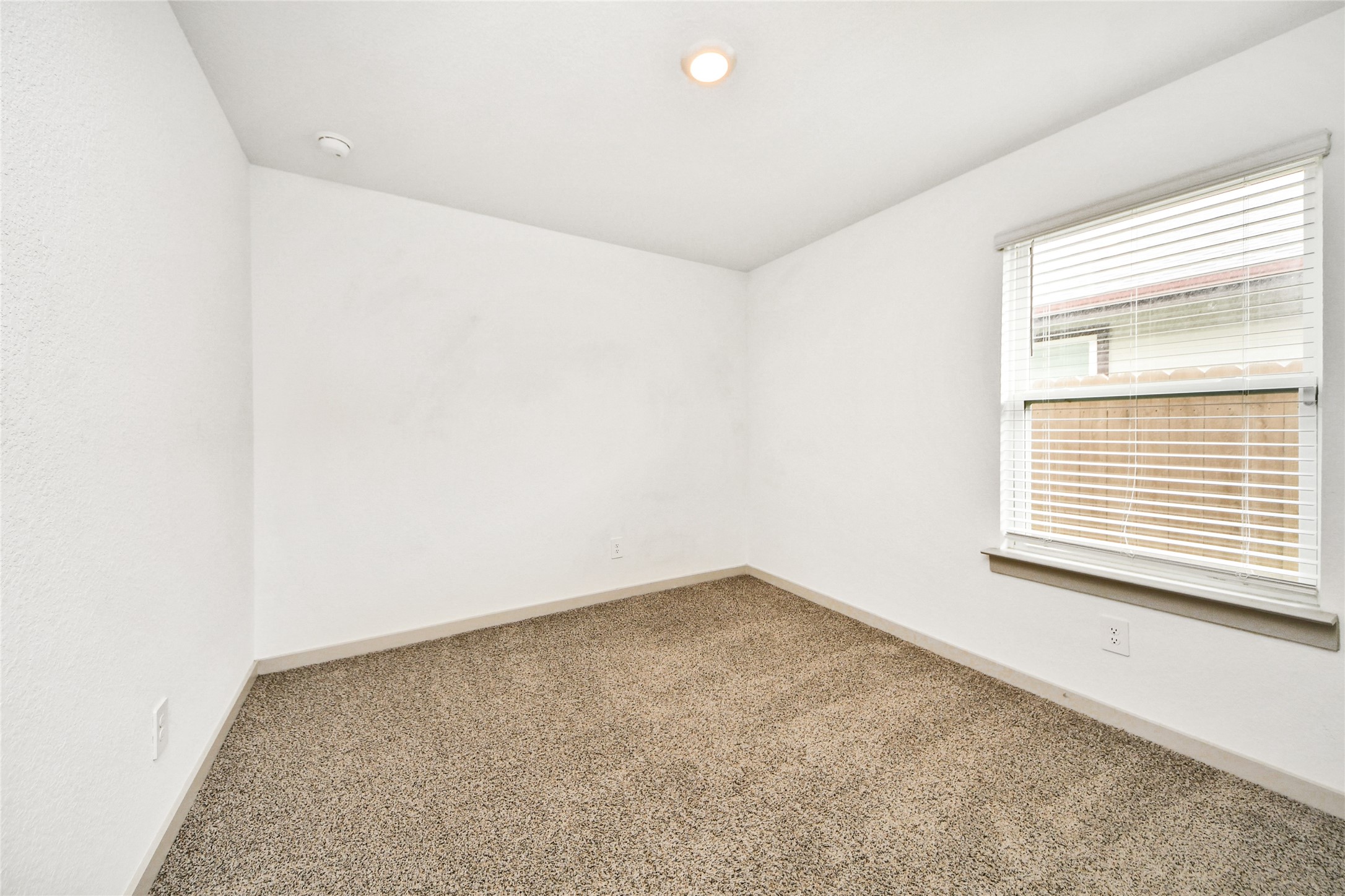 12918 Wempe Way Property Photo 11
