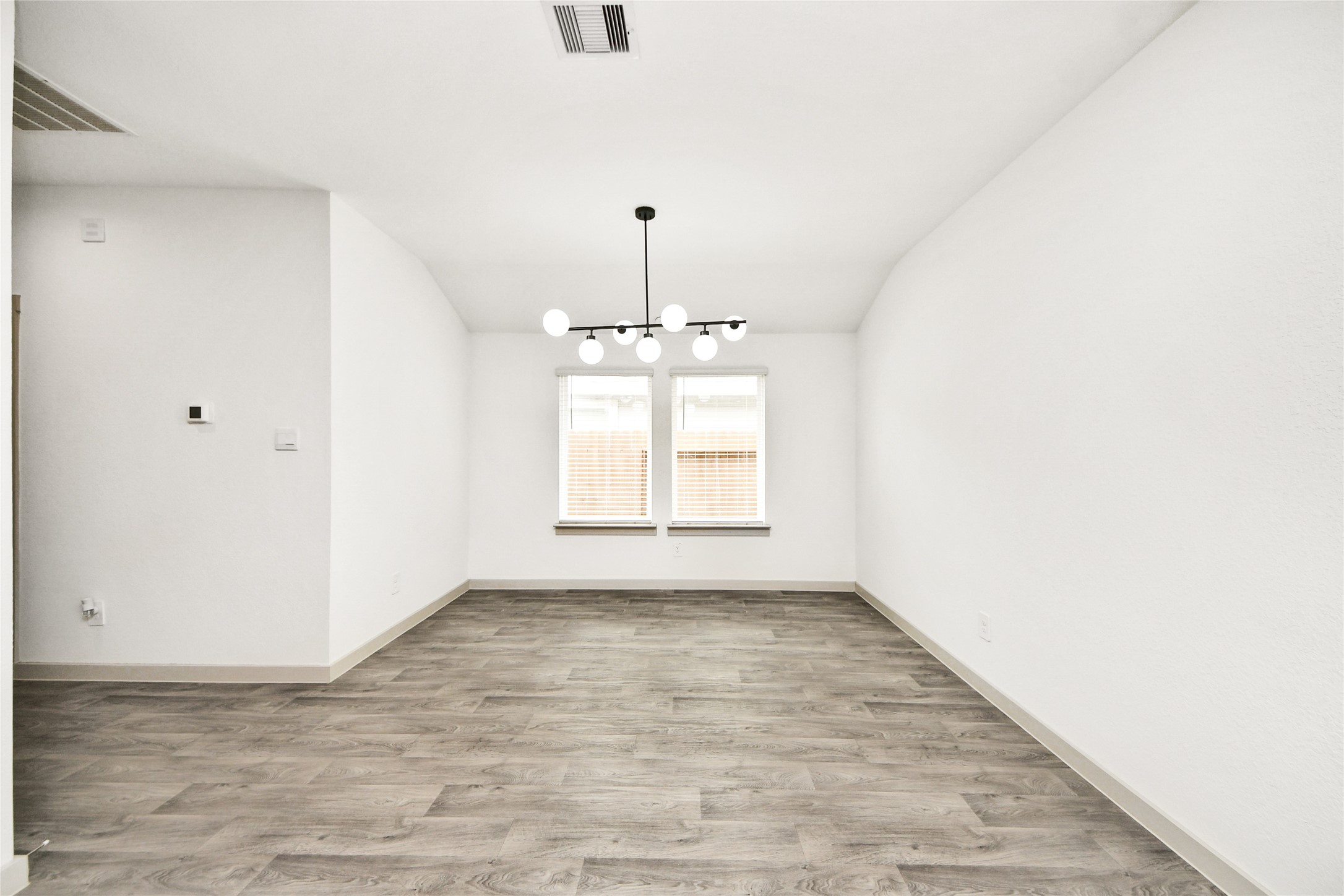 12918 Wempe Way Property Photo 14
