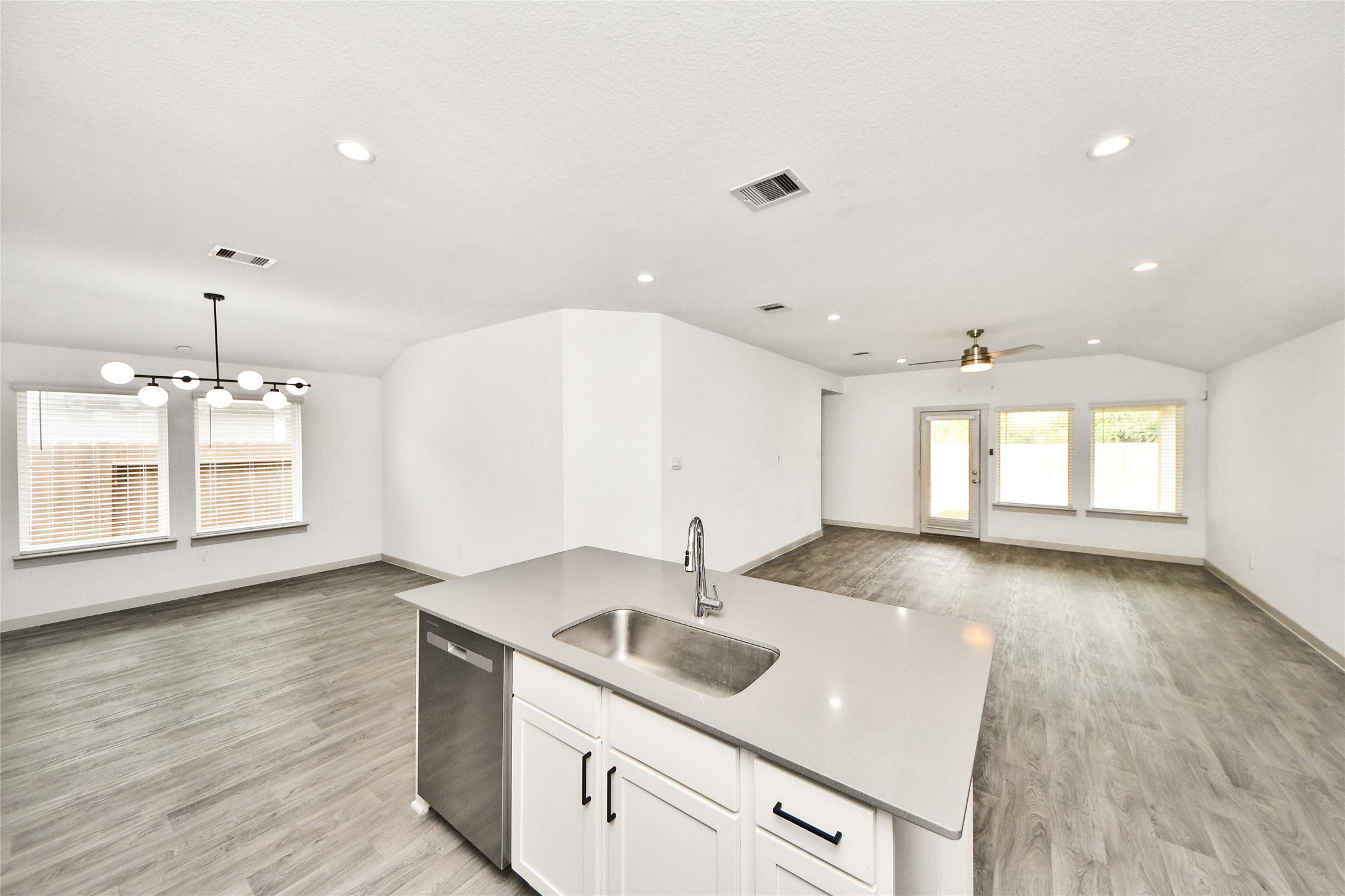 12918 Wempe Way Property Photo 20