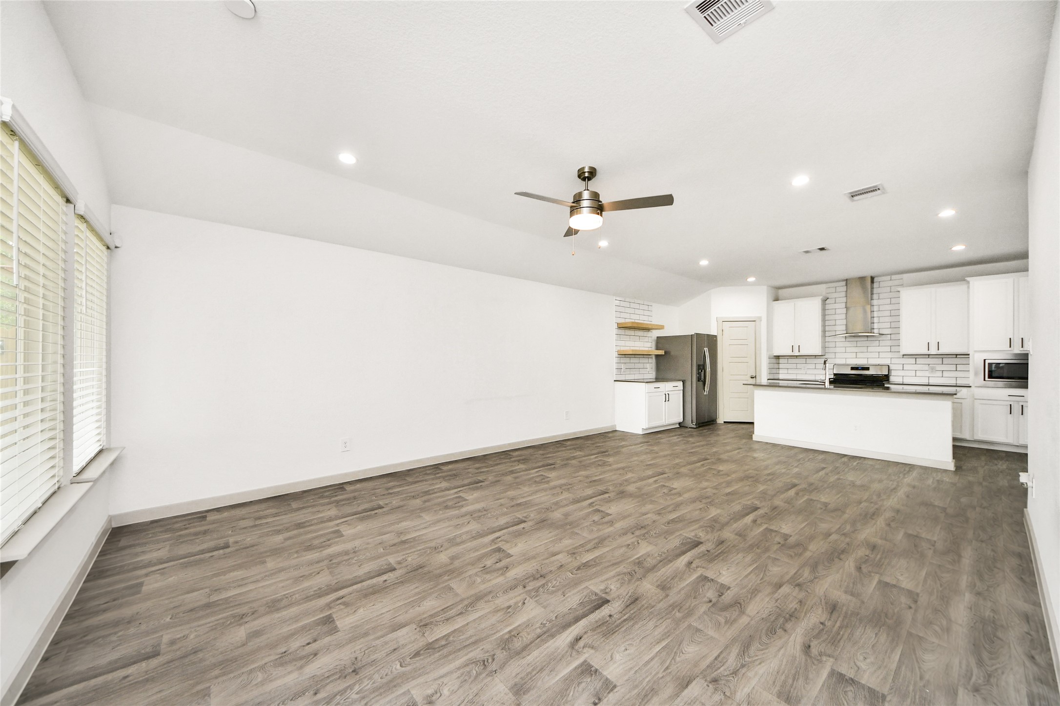 12918 Wempe Way Property Photo 22