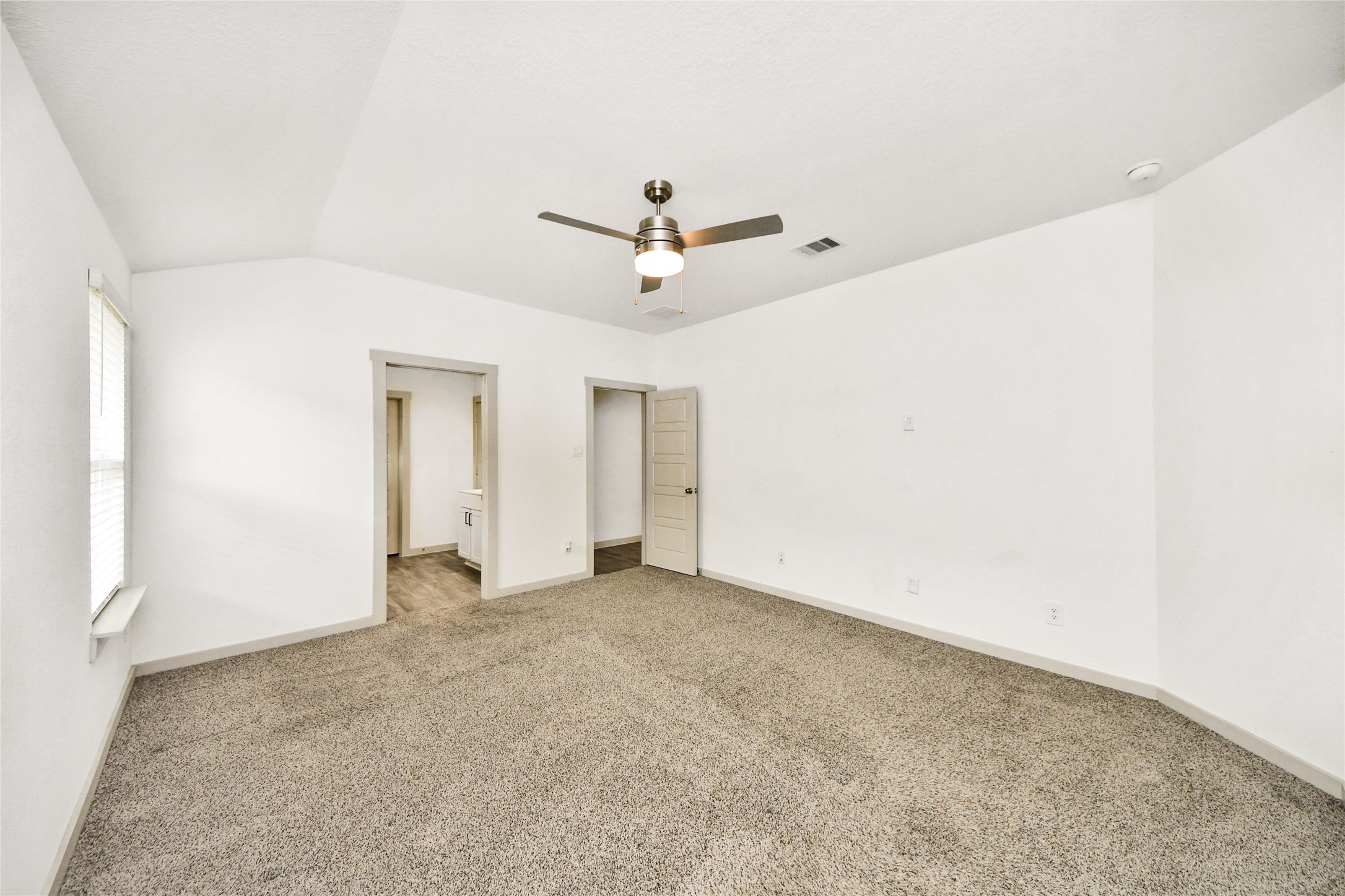 12918 Wempe Way Property Photo 27