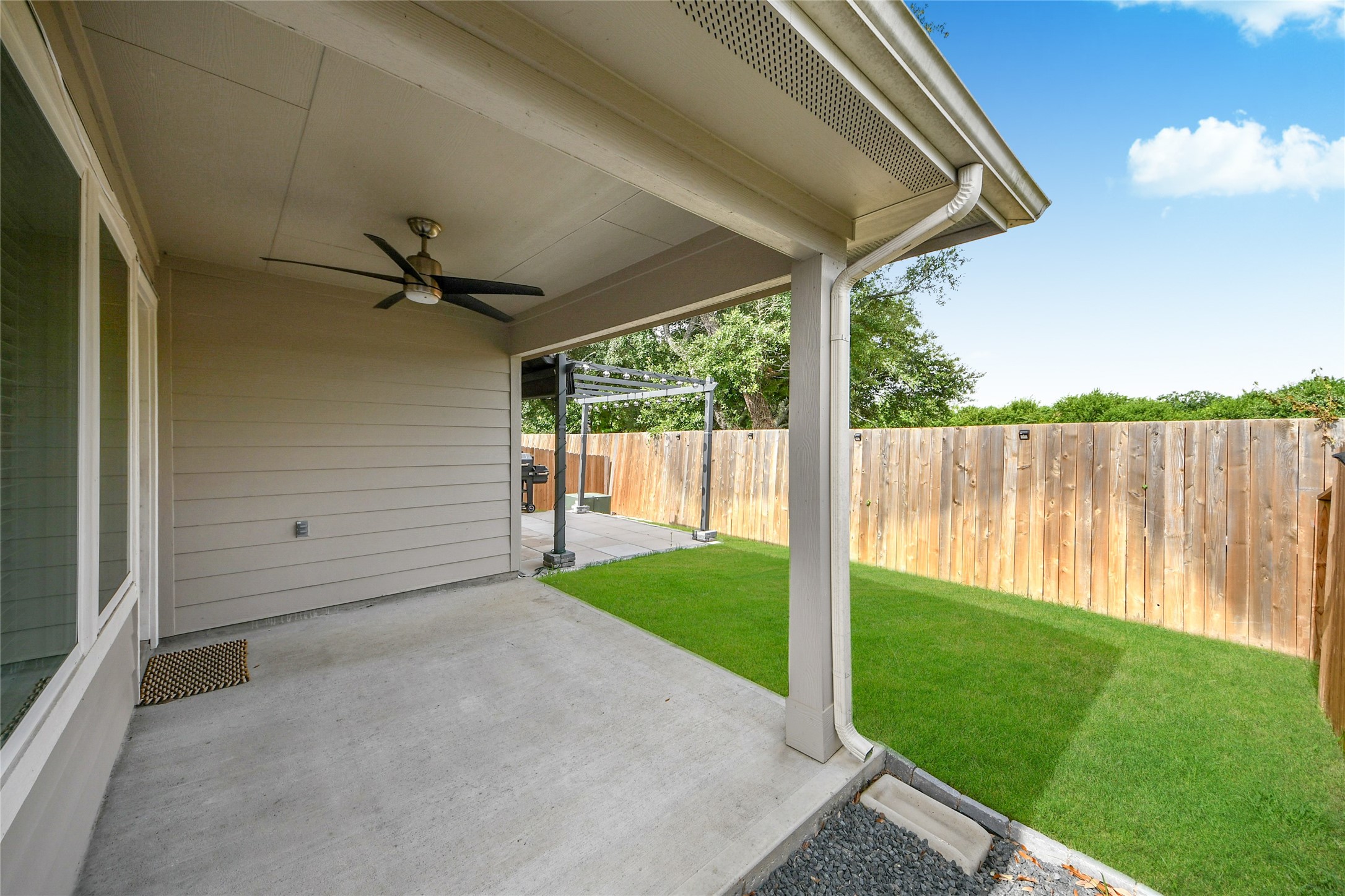 12918 Wempe Way Property Photo 33