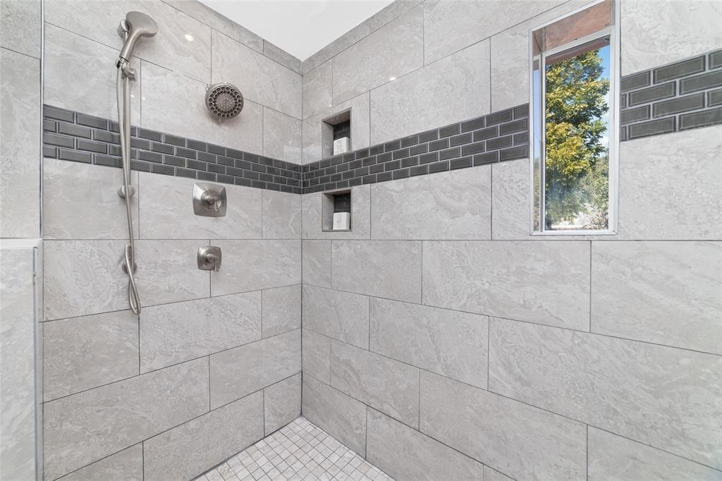 22122 Woodrose Drive Property Photo 27