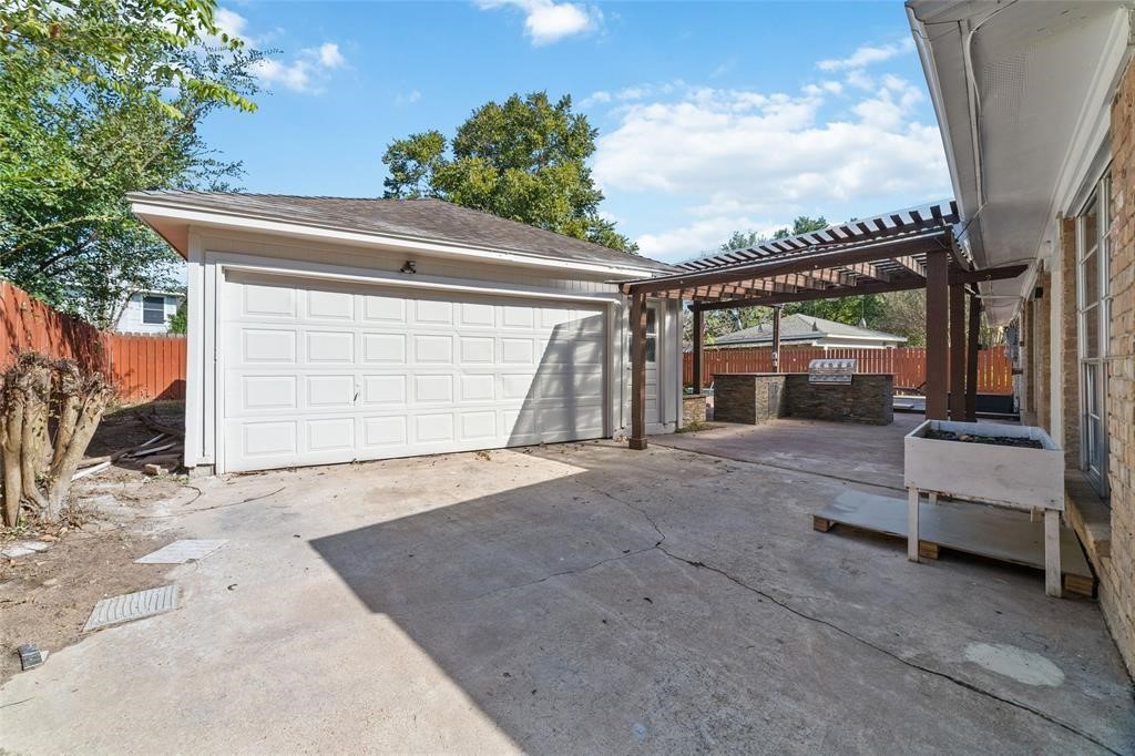 22122 Woodrose Drive Property Photo 29