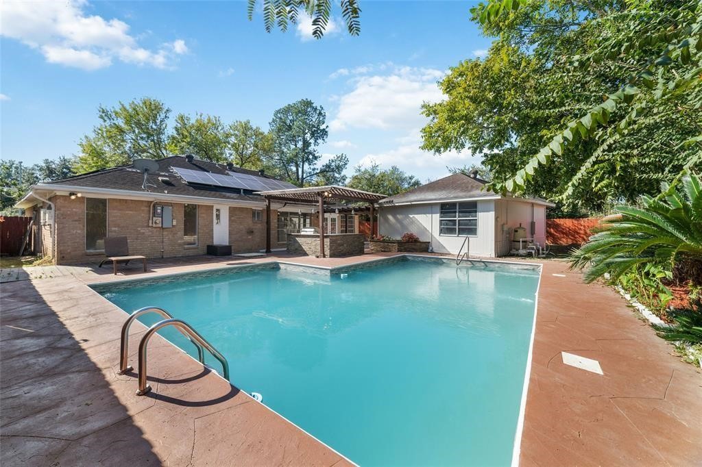 22122 Woodrose Drive Property Photo 31
