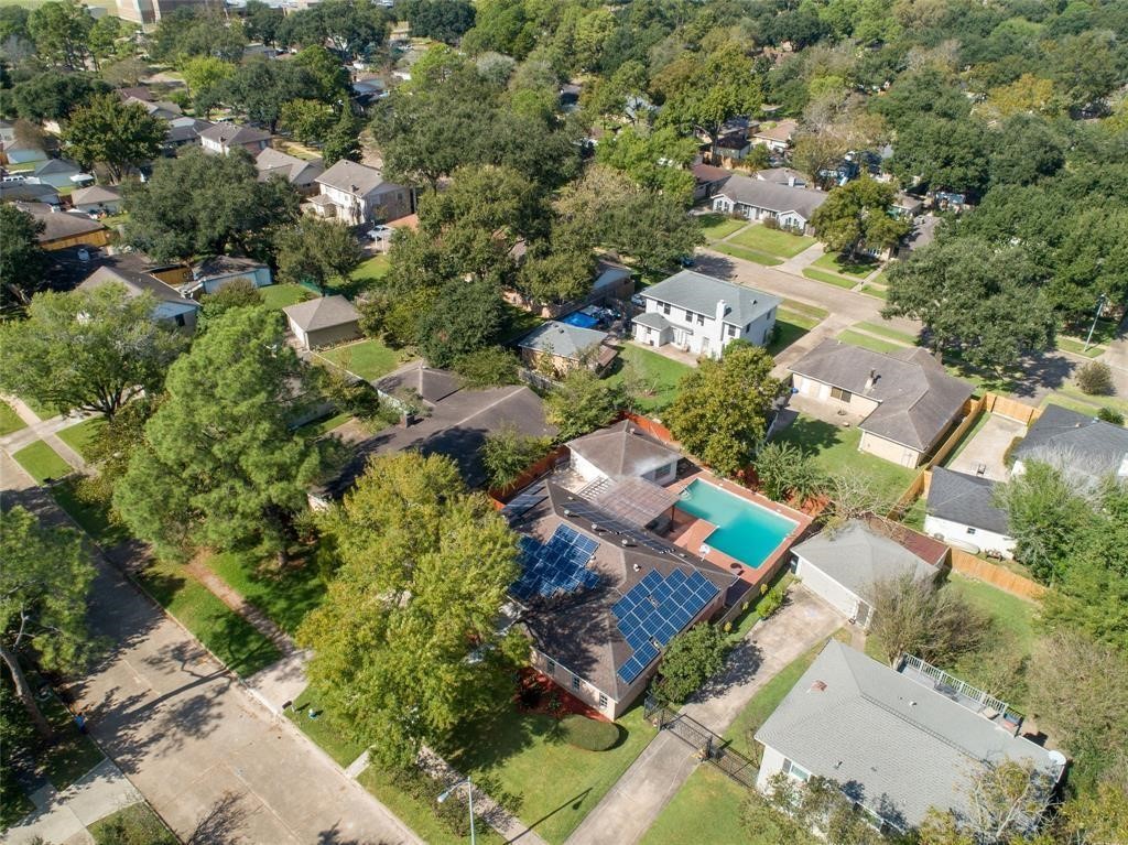 22122 Woodrose Drive Property Photo 33