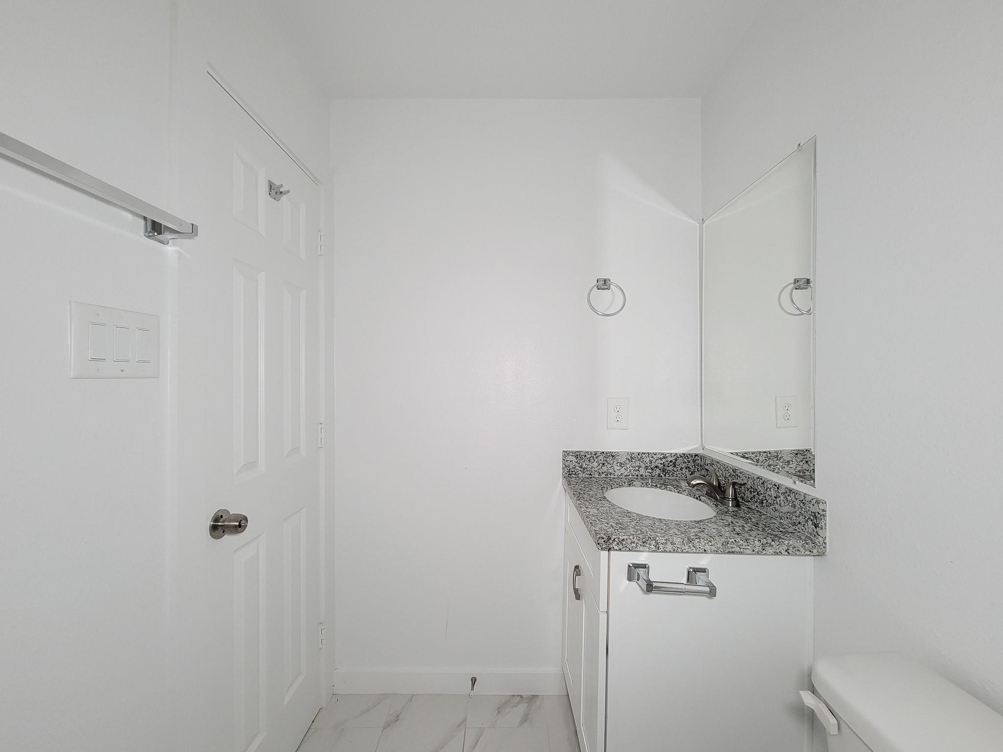 8122 Sterlingshire Street A Property Photo 26