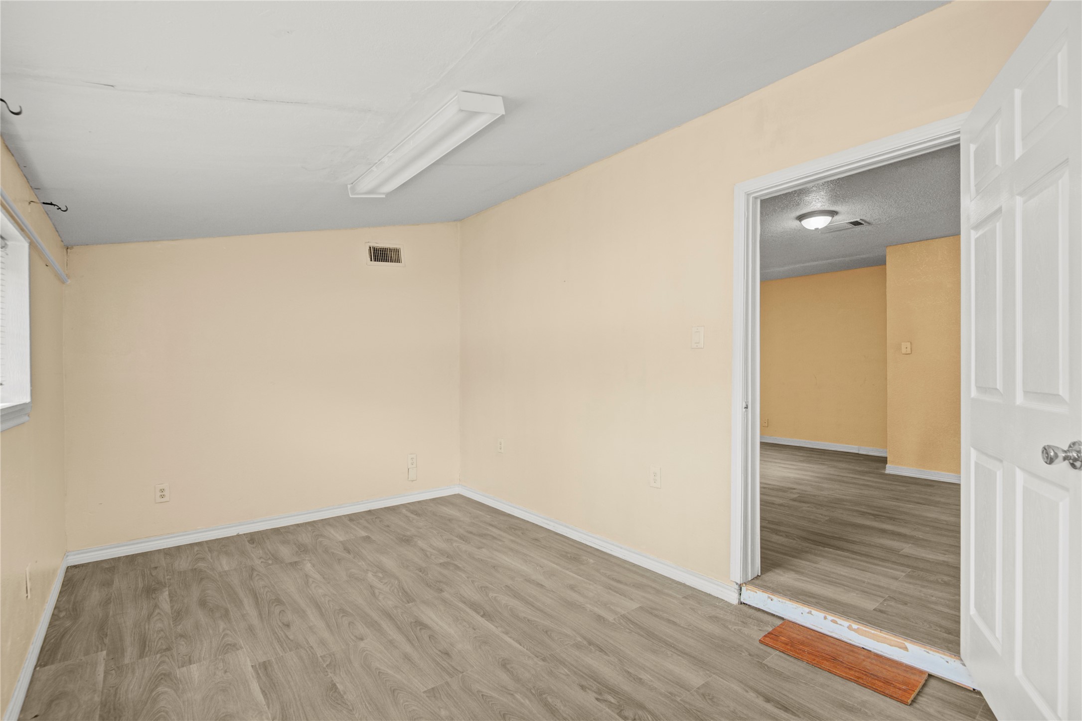 117 Camellia Street Property Photo 13