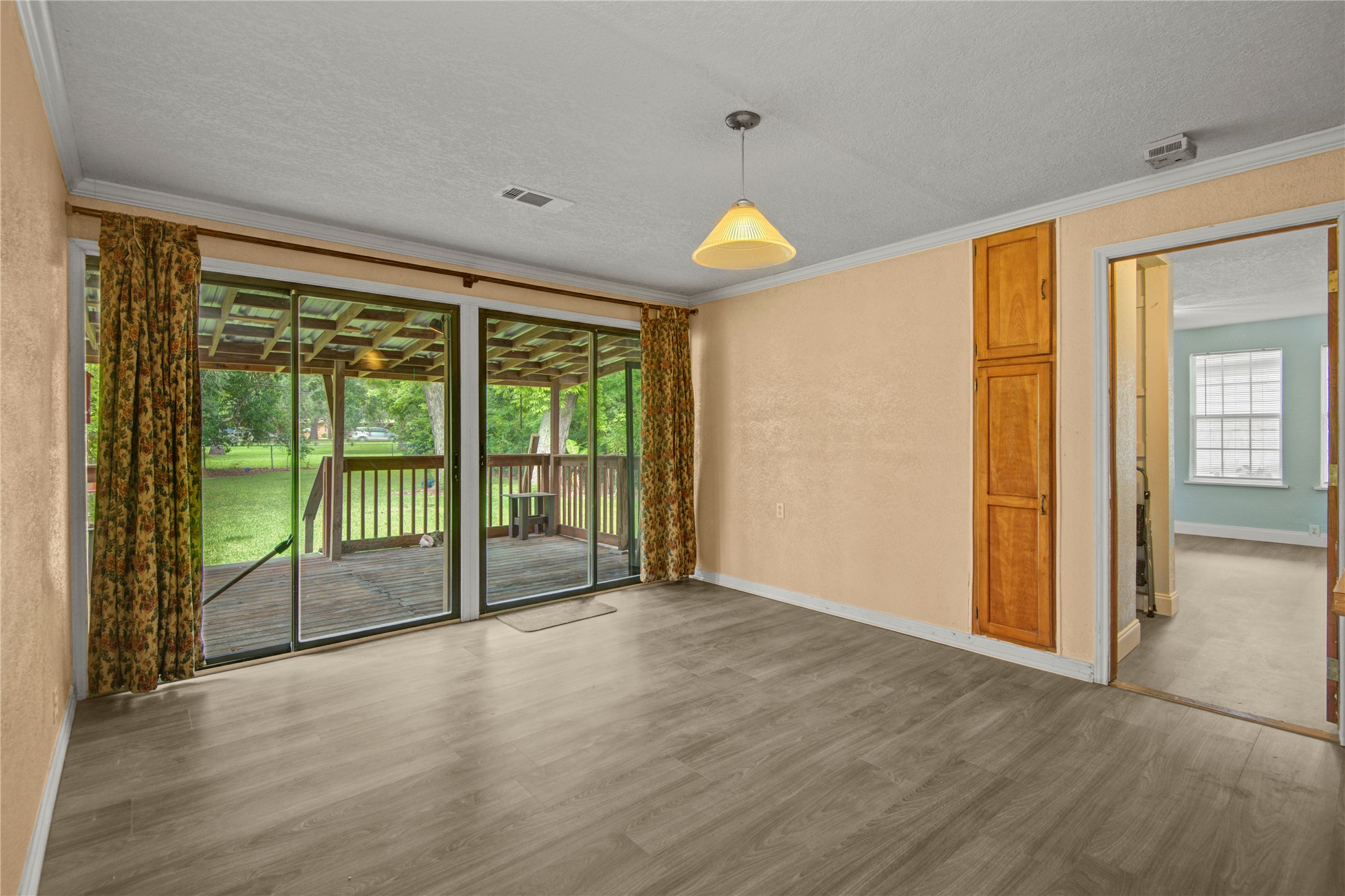 117 Camellia Street Property Photo 23