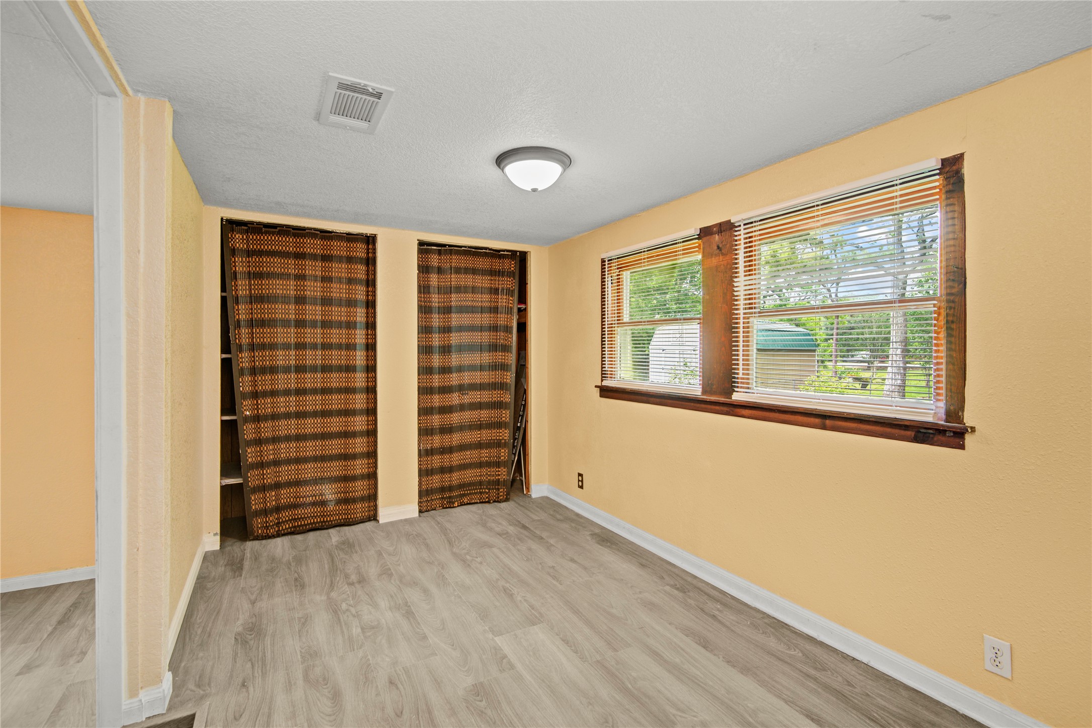 117 Camellia Street Property Photo 28