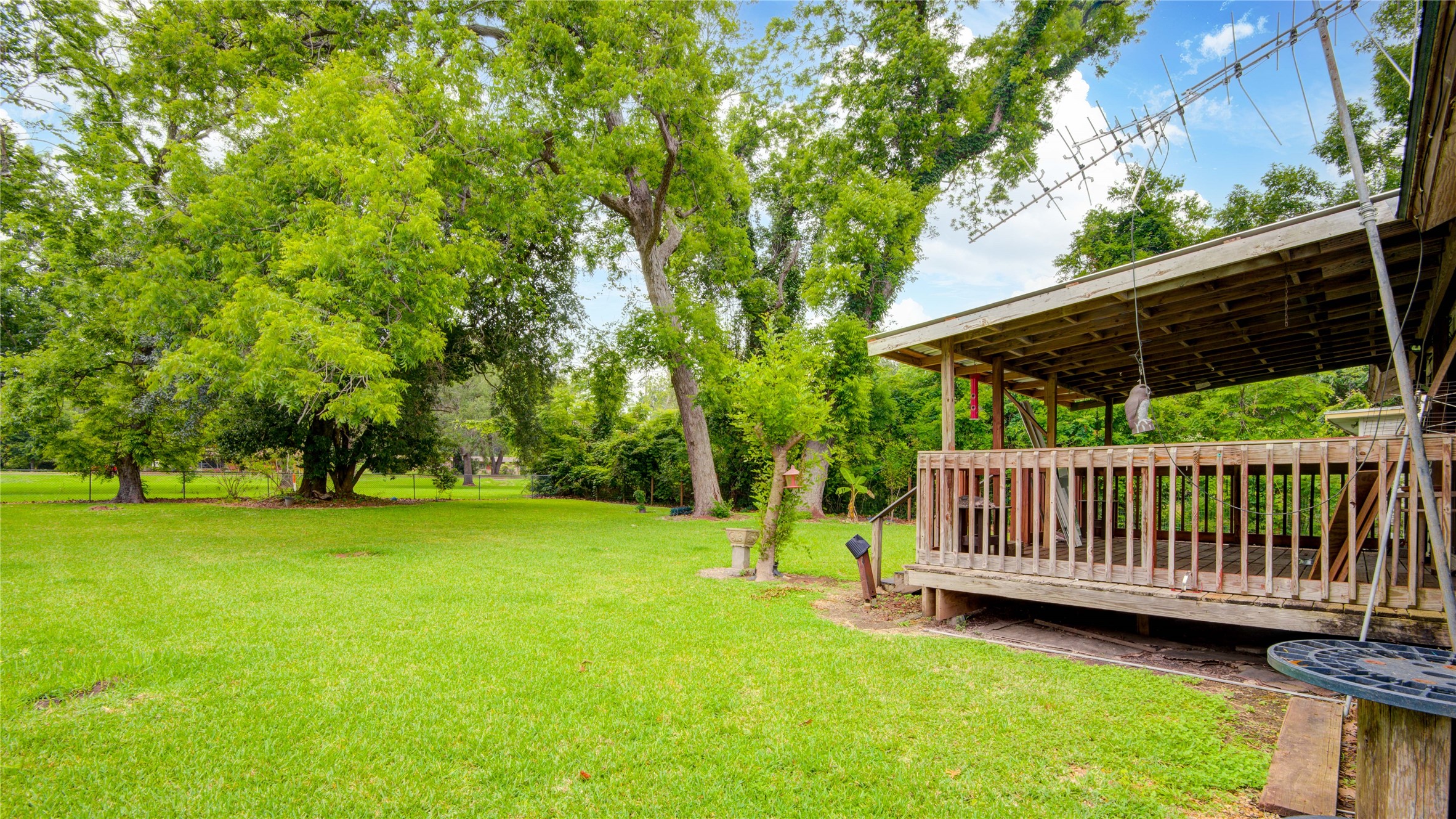 117 Camellia Street Property Photo 32