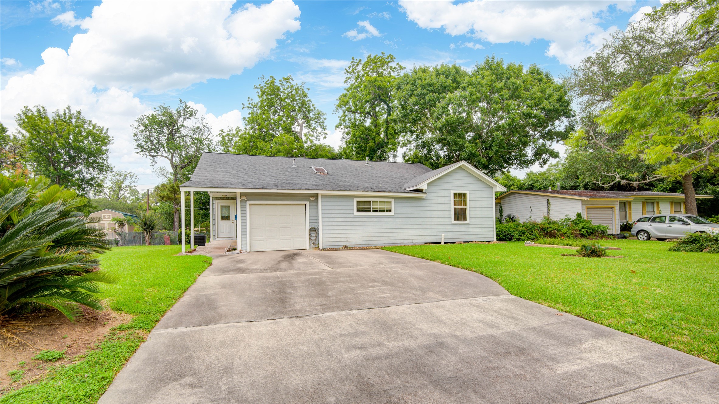 117 Camellia Street Property Photo 33