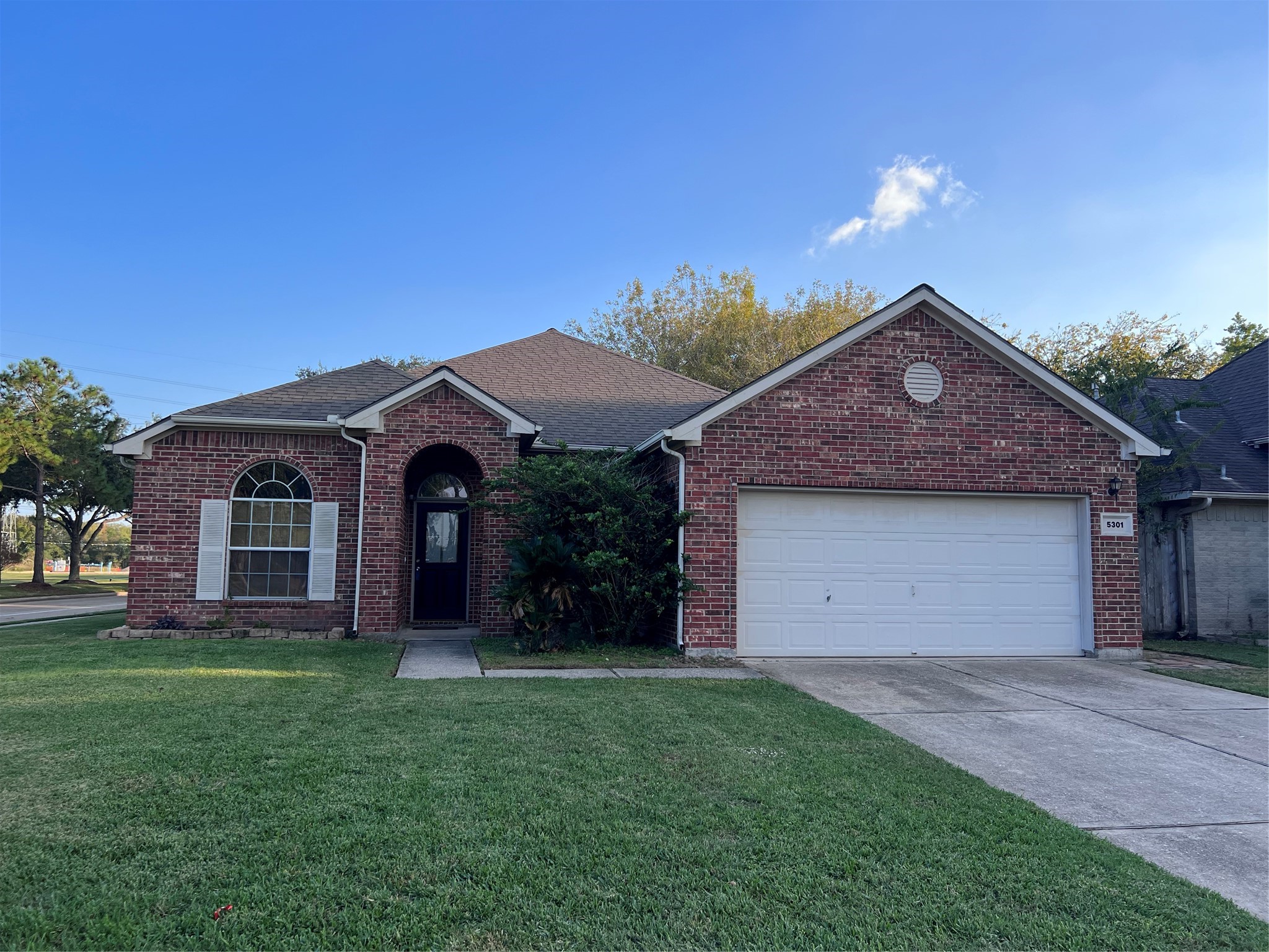 5301 Carefree Drive Property Photo 1