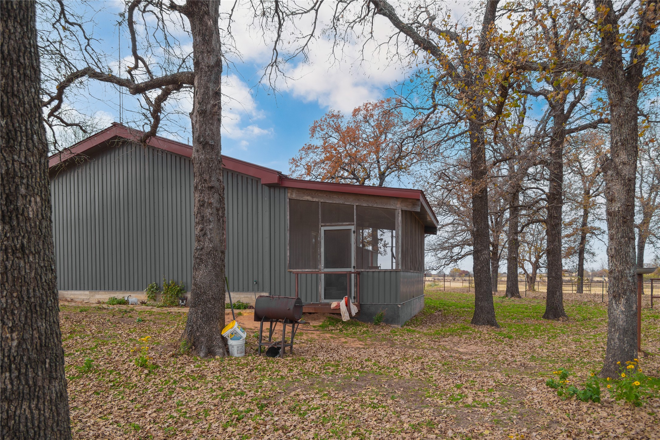 355 County Road 144 Property Photo 23